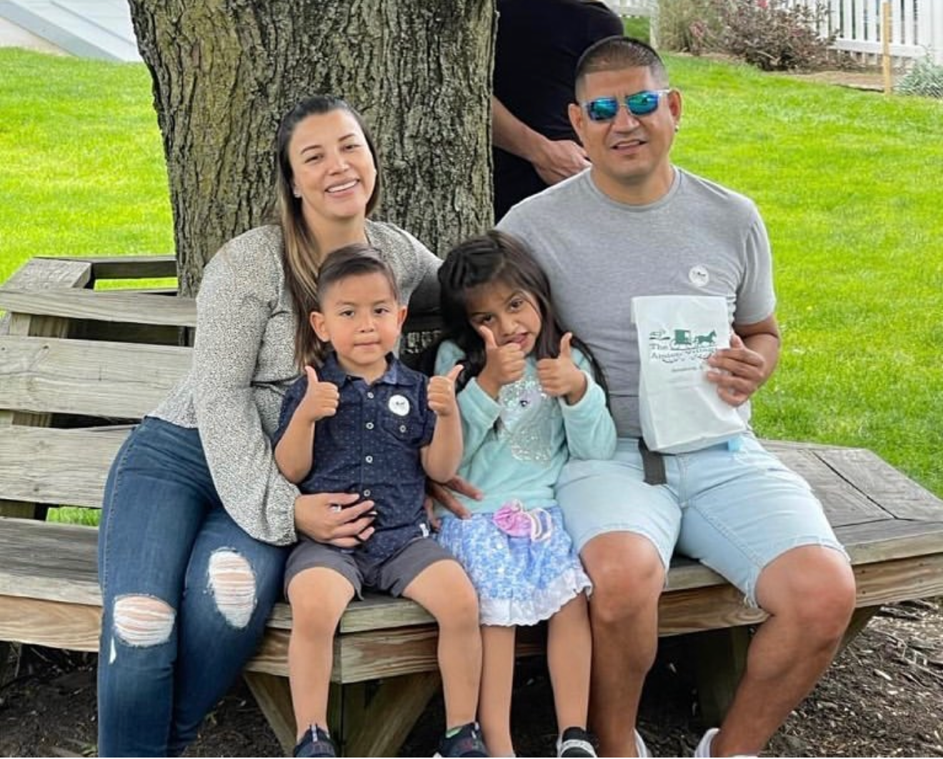 Help Support Diana and Her Family campaign photo, 5 of 7