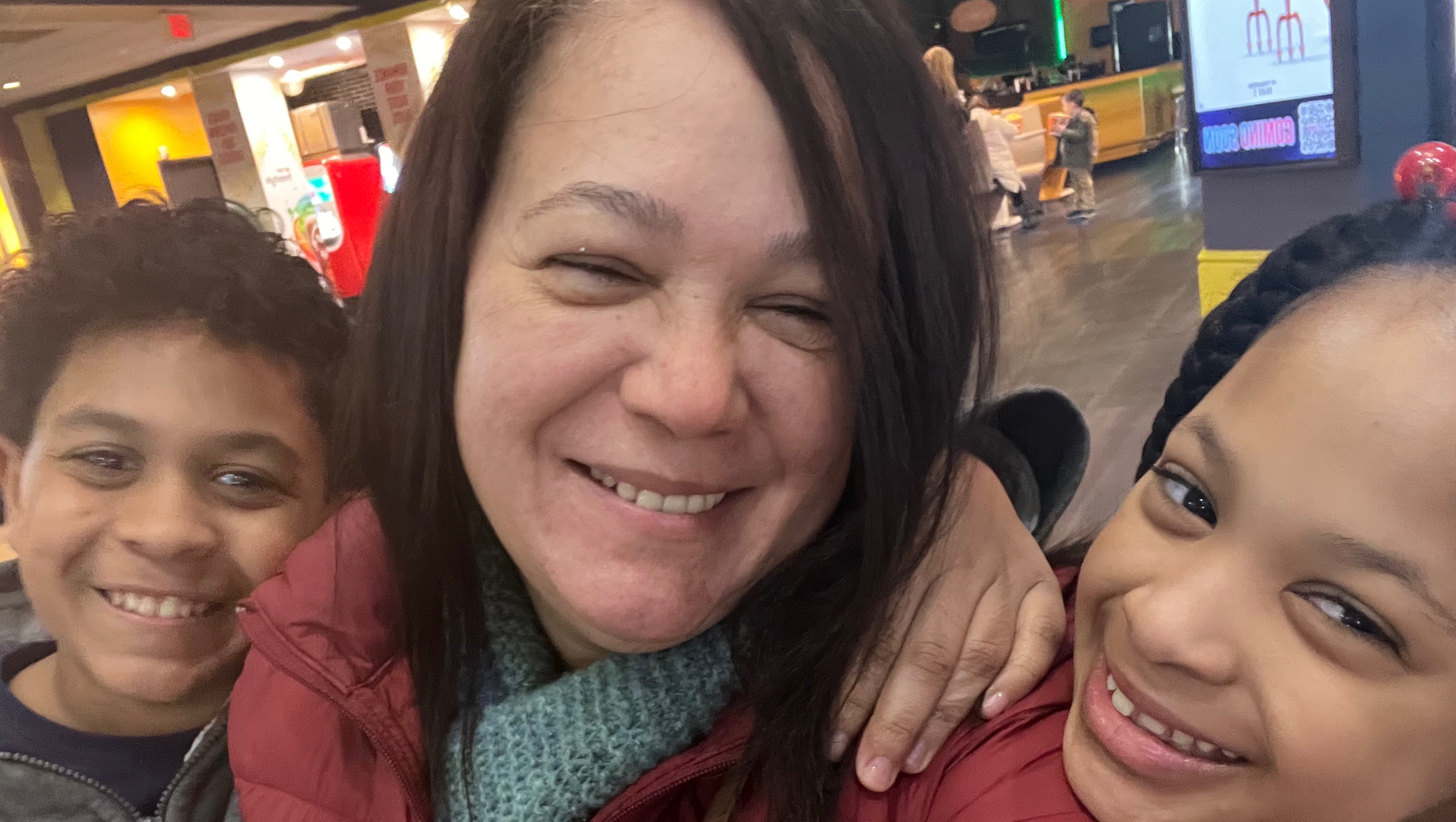 Help Johanna and Her Children Find Stable Housing photo