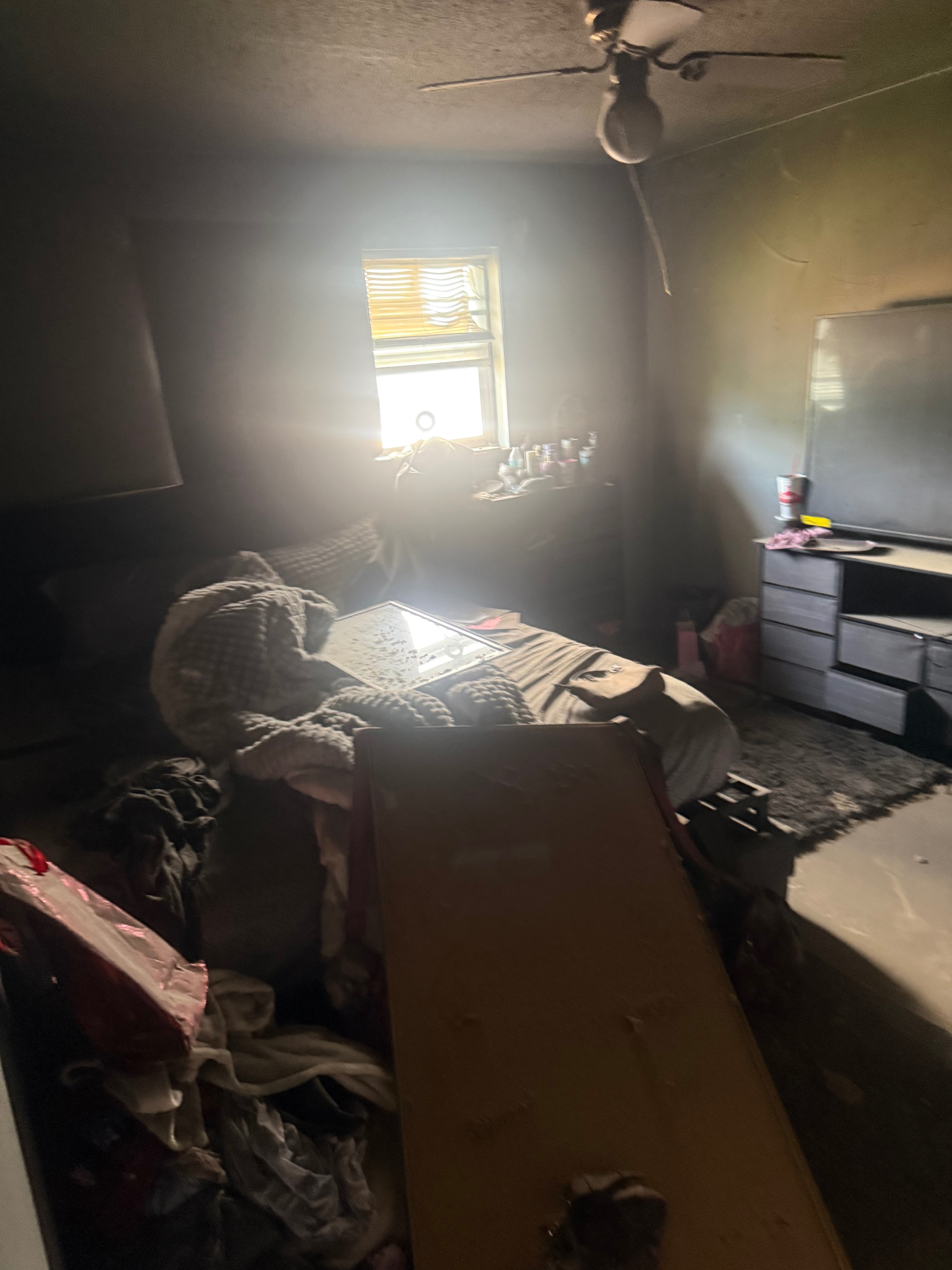 Photo de la campagne Help My Family Rebuild After House Fire, 6 sur 7