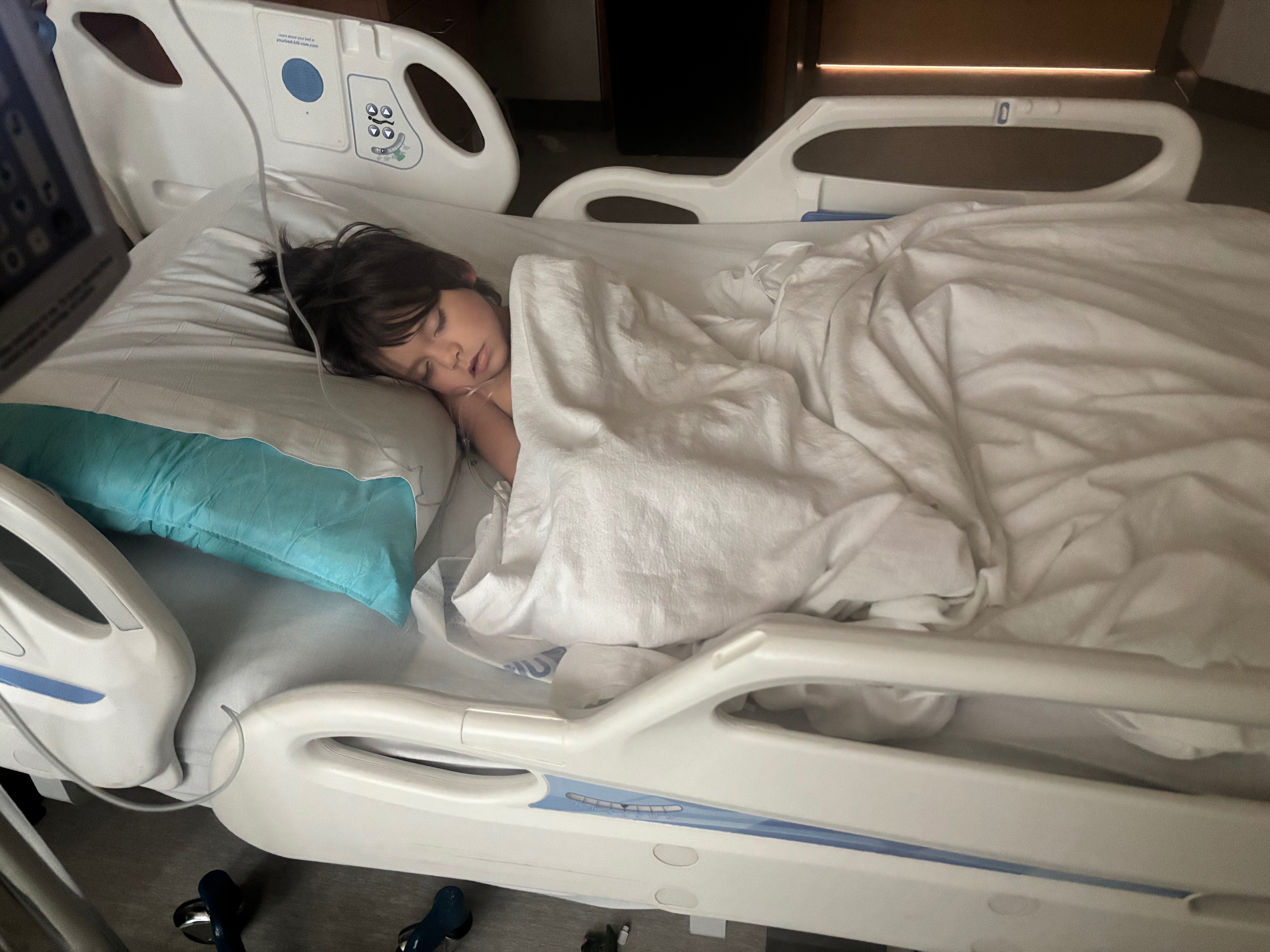 Help Claudia’s Family Through Medical Crisis campaign photo, 2 of 4