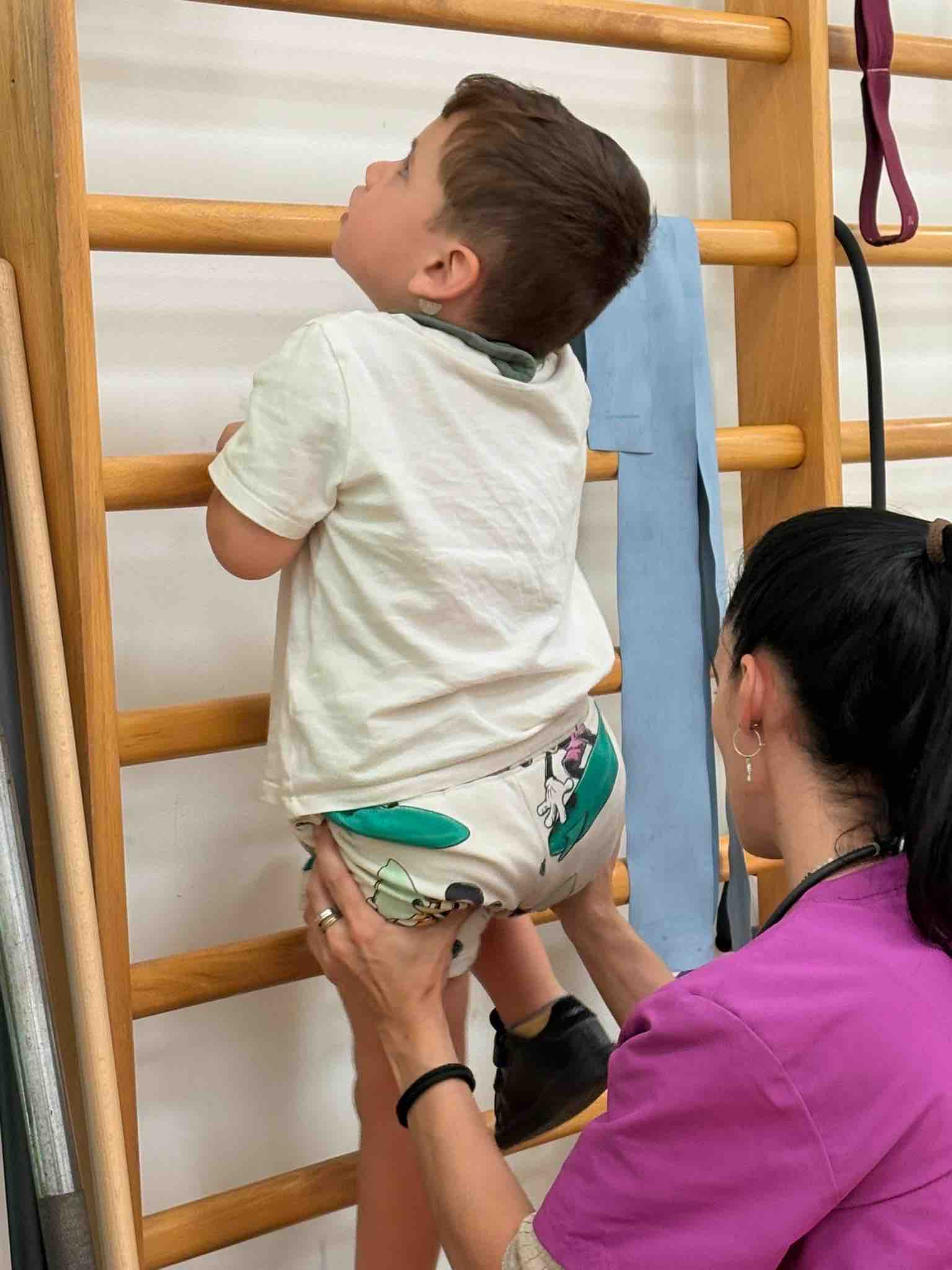 Un aiuto per Diego,terapia riabilitativa intensiva campaign photo, 4 of 7