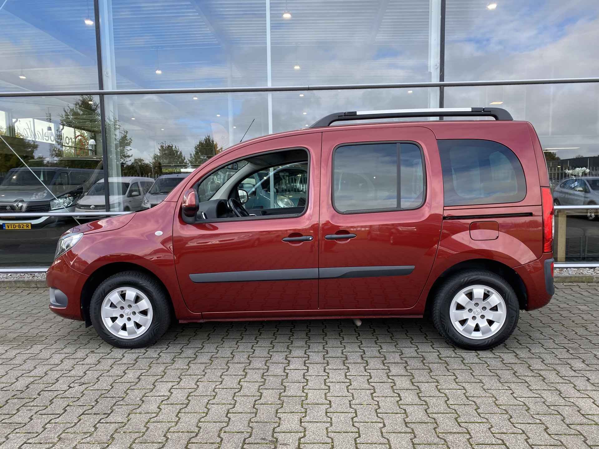 Een rolstoelauto voor Jan campaign photo, 4 of 5