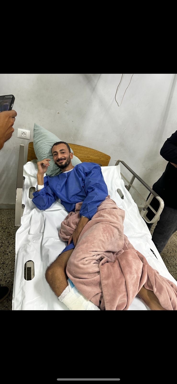 Help Hammam recover from his injury and get to safety campaign photo, 2 of 7