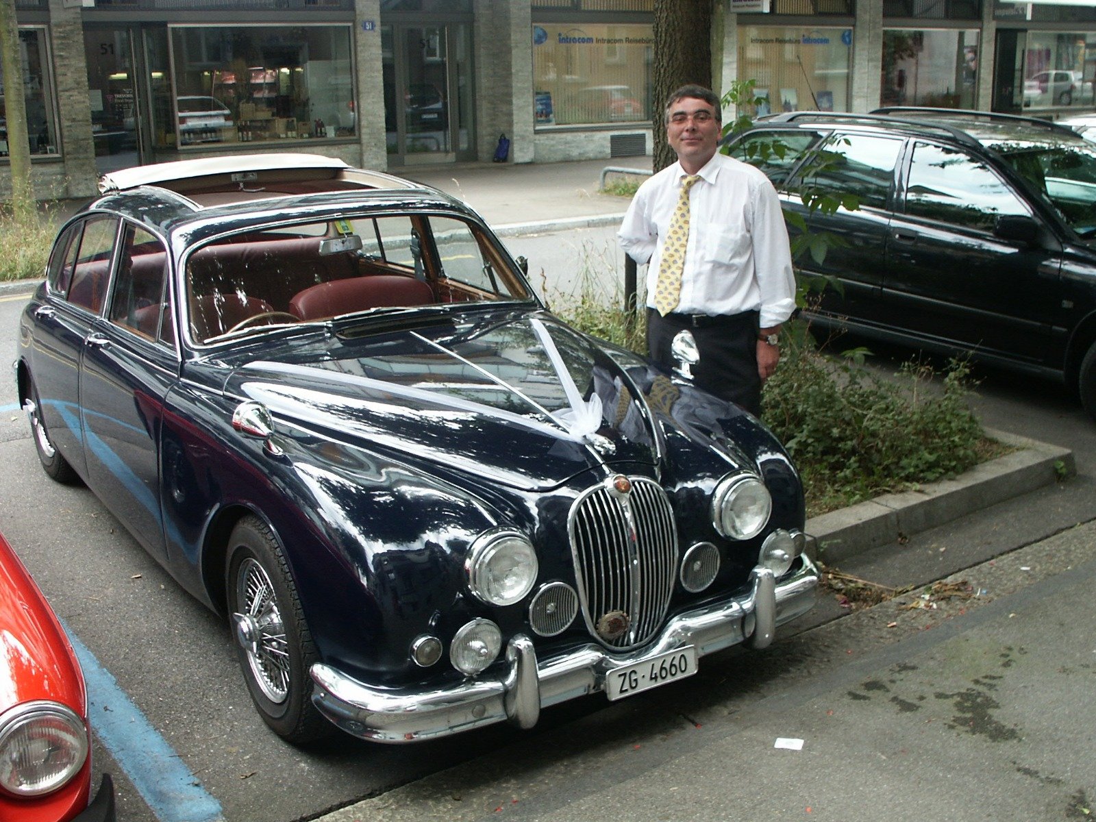 Restoring Andrew Waugh´s Jaguar campaign photo, 7 of 8