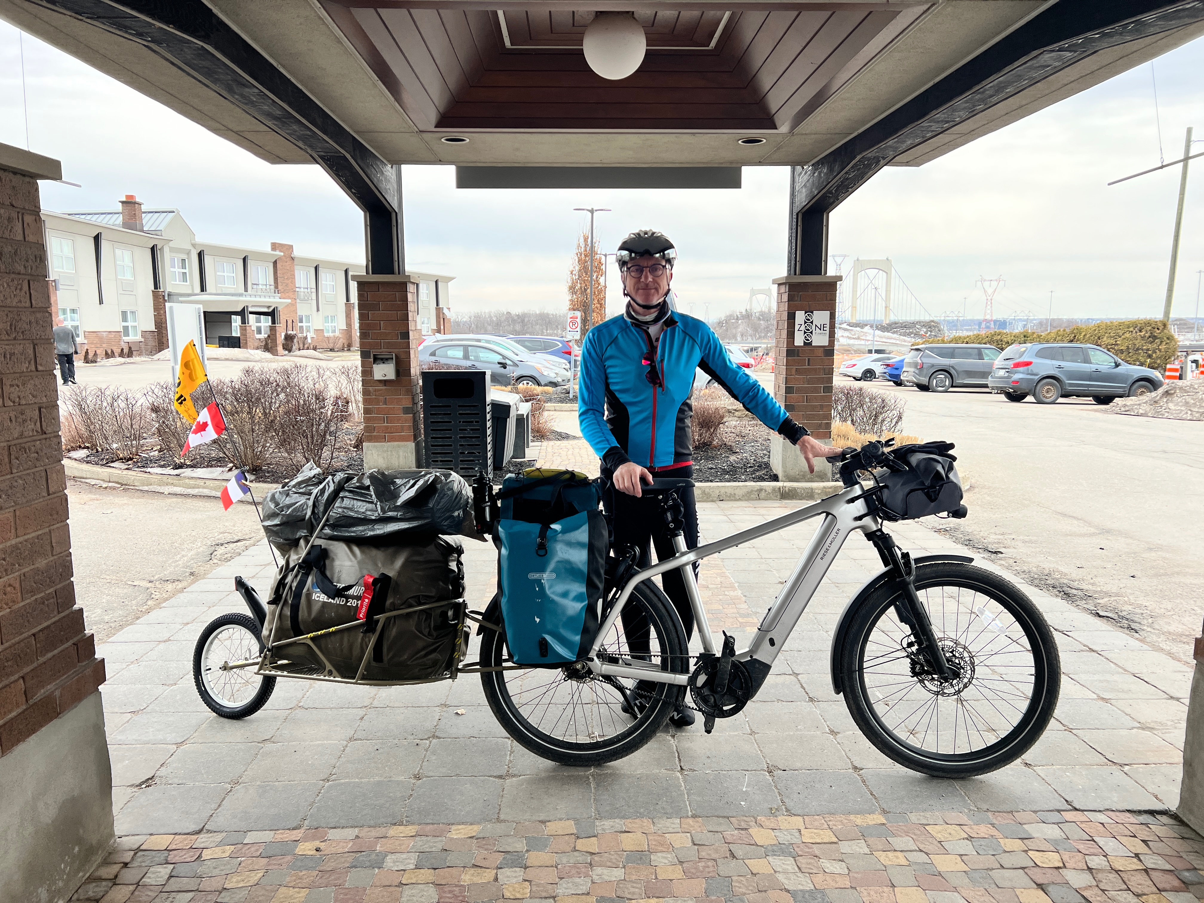 Eric Bikes The World For Cancer campaign photo, 4 of 8