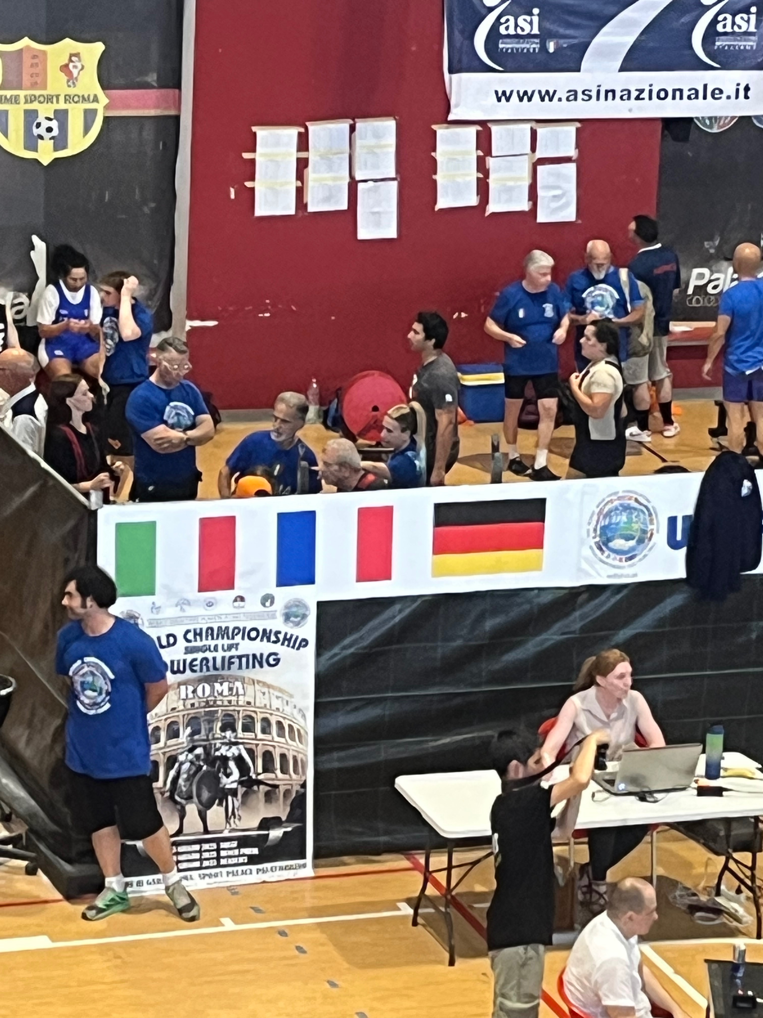 Bench pressing my way to Belgium, 2026! campaign photo, 5 of 8