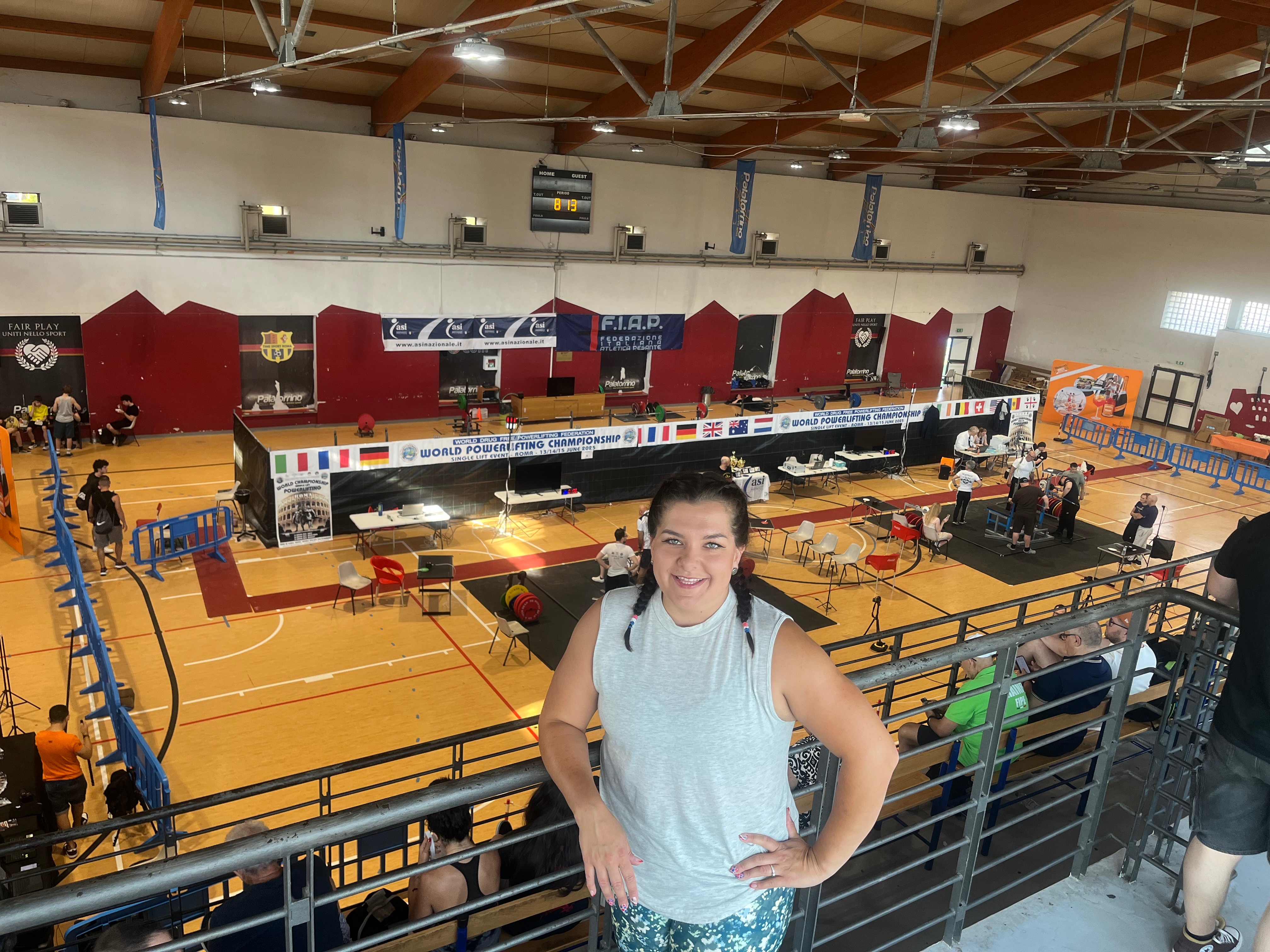 Bench pressing my way to Belgium, 2026! campaign photo, 6 of 8