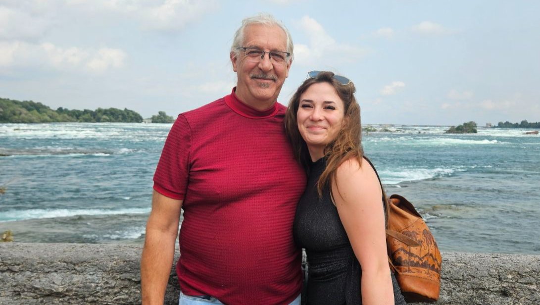 Aider un père travaillant à retrouver une vie sans douleur photo