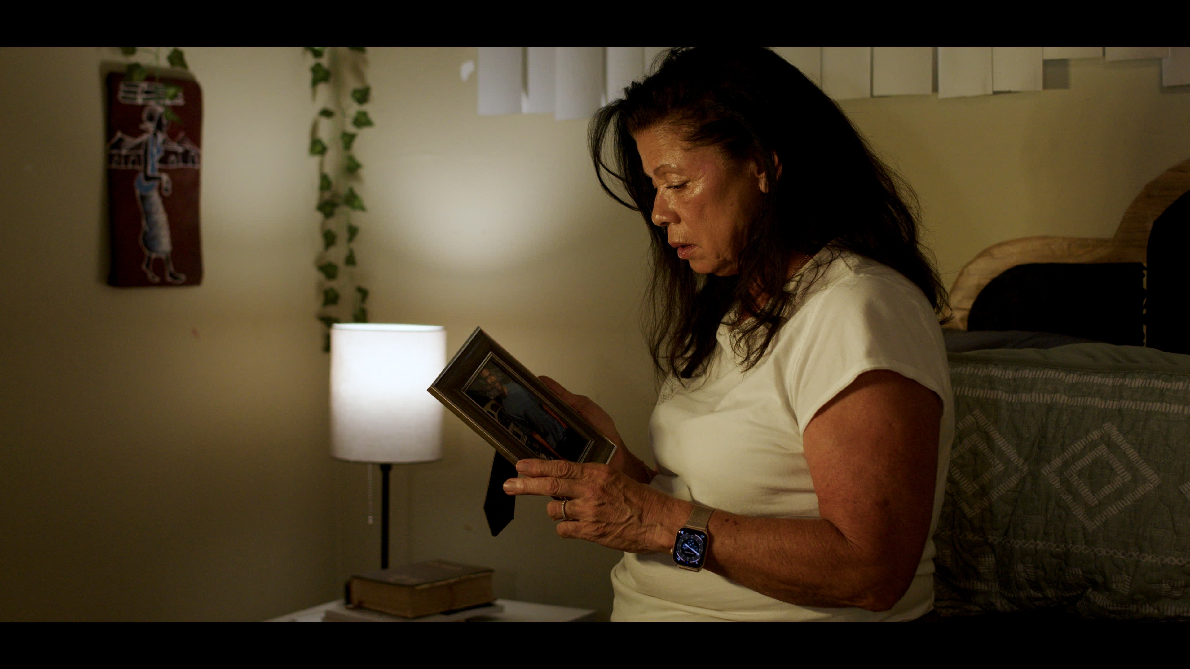 Support  "I wish I had told you" A feature film about family campaign photo, 2 of 8