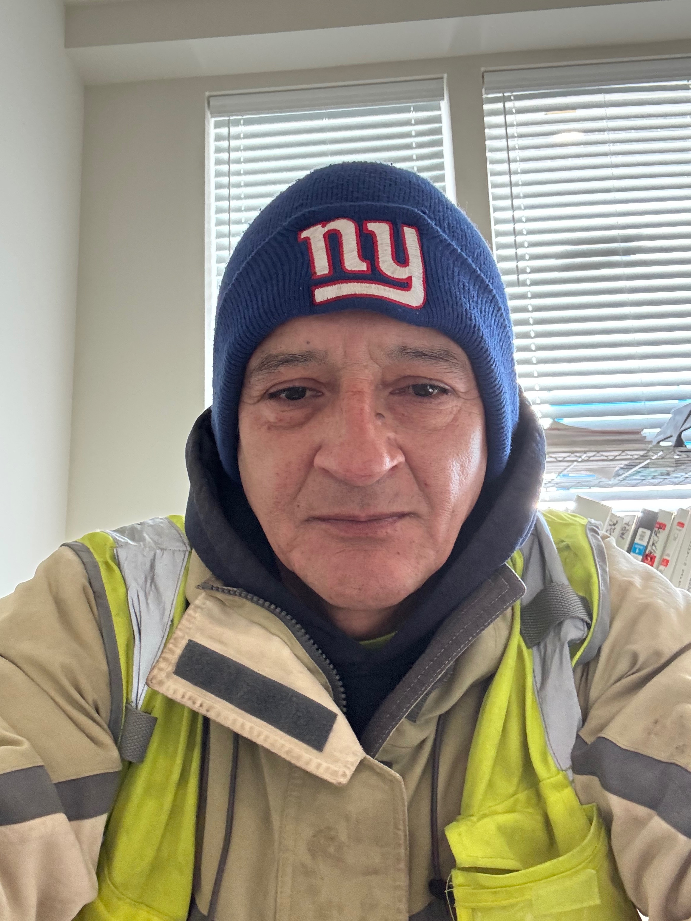 Help Tito Get the Knee Surgery He Needs campaign photo, 4 of 5