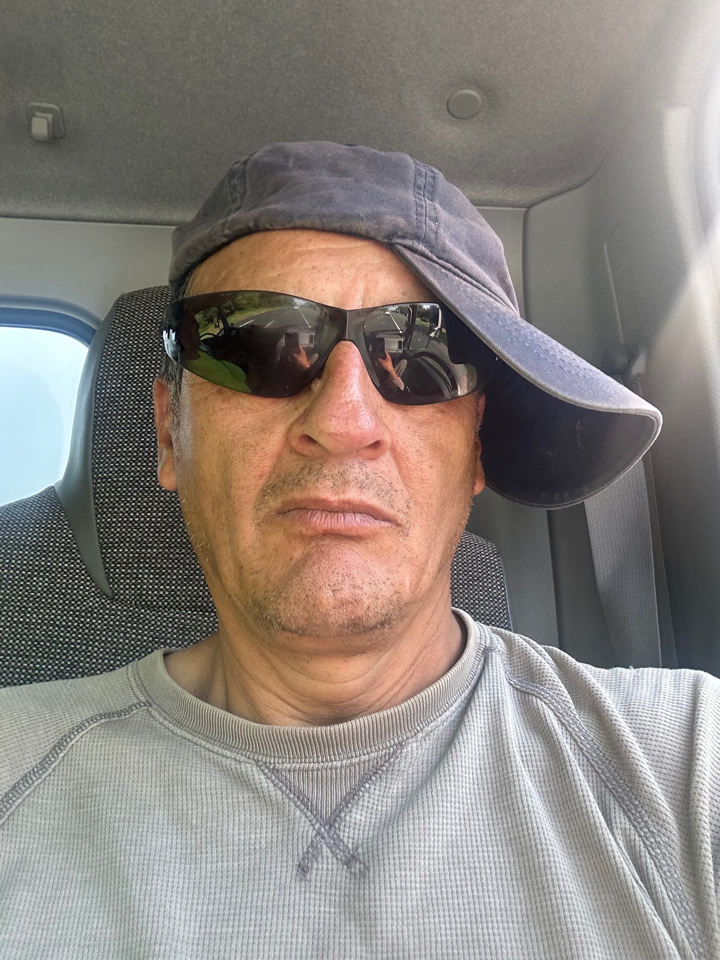 Help Tito Get the Knee Surgery He Needs campaign photo, 2 of 5