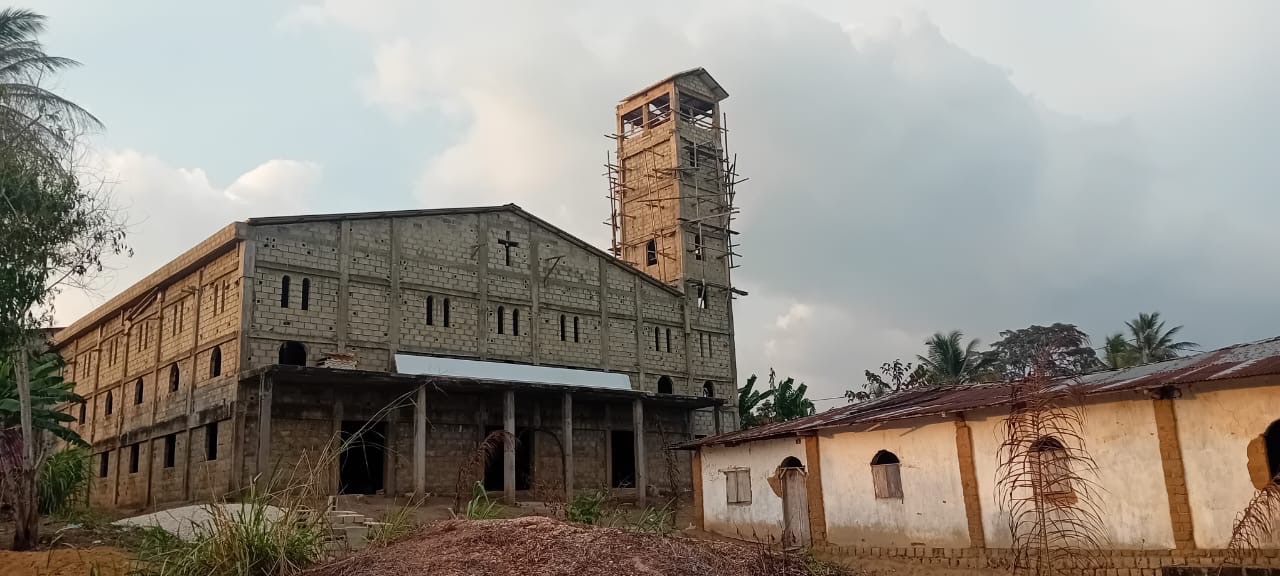Photo de la campagne Basílica Sagrado Coração de Jesus Cabinda, 2 sur 8