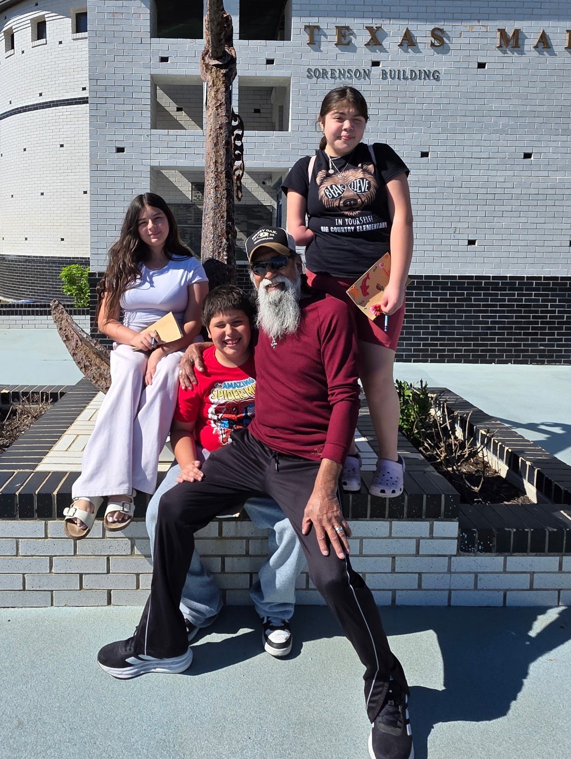 Help Ronald Guerra Return Home & Fight Cancer campaign photo, 2 of 6