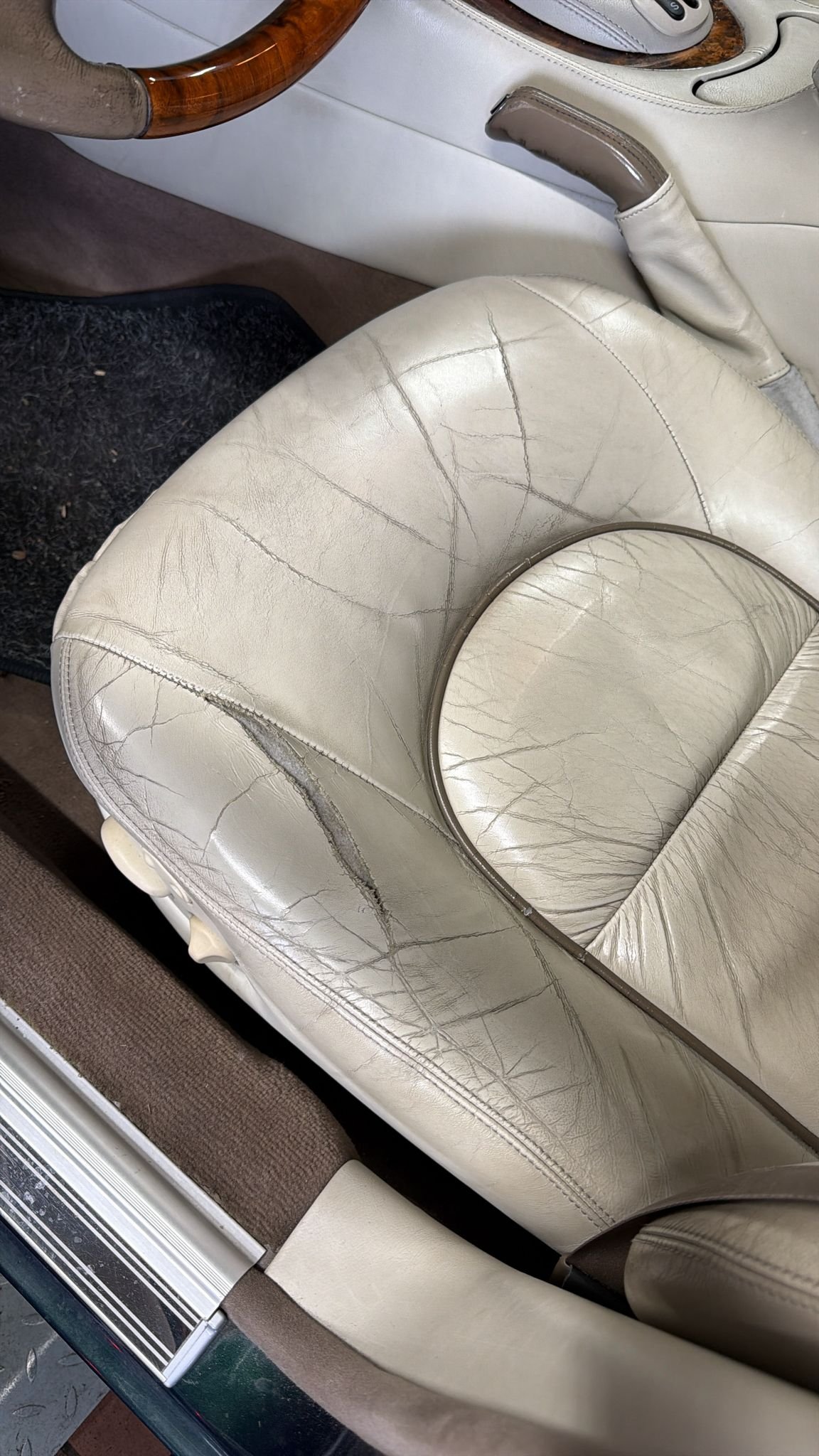 Kampagnen-Foto für Restauration vom Jaguar Daimler V8, 4 von 8