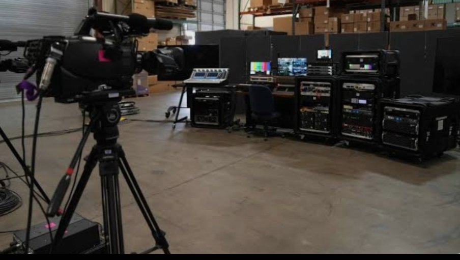 Uk Streaming House photo