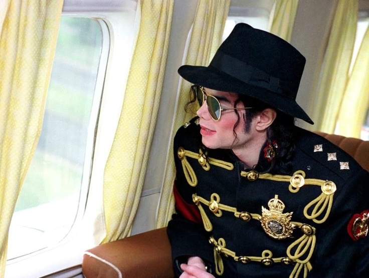 Michael Jackson:Special arrangement June 25th at Forest Lawn campaign photo, 2 of 3