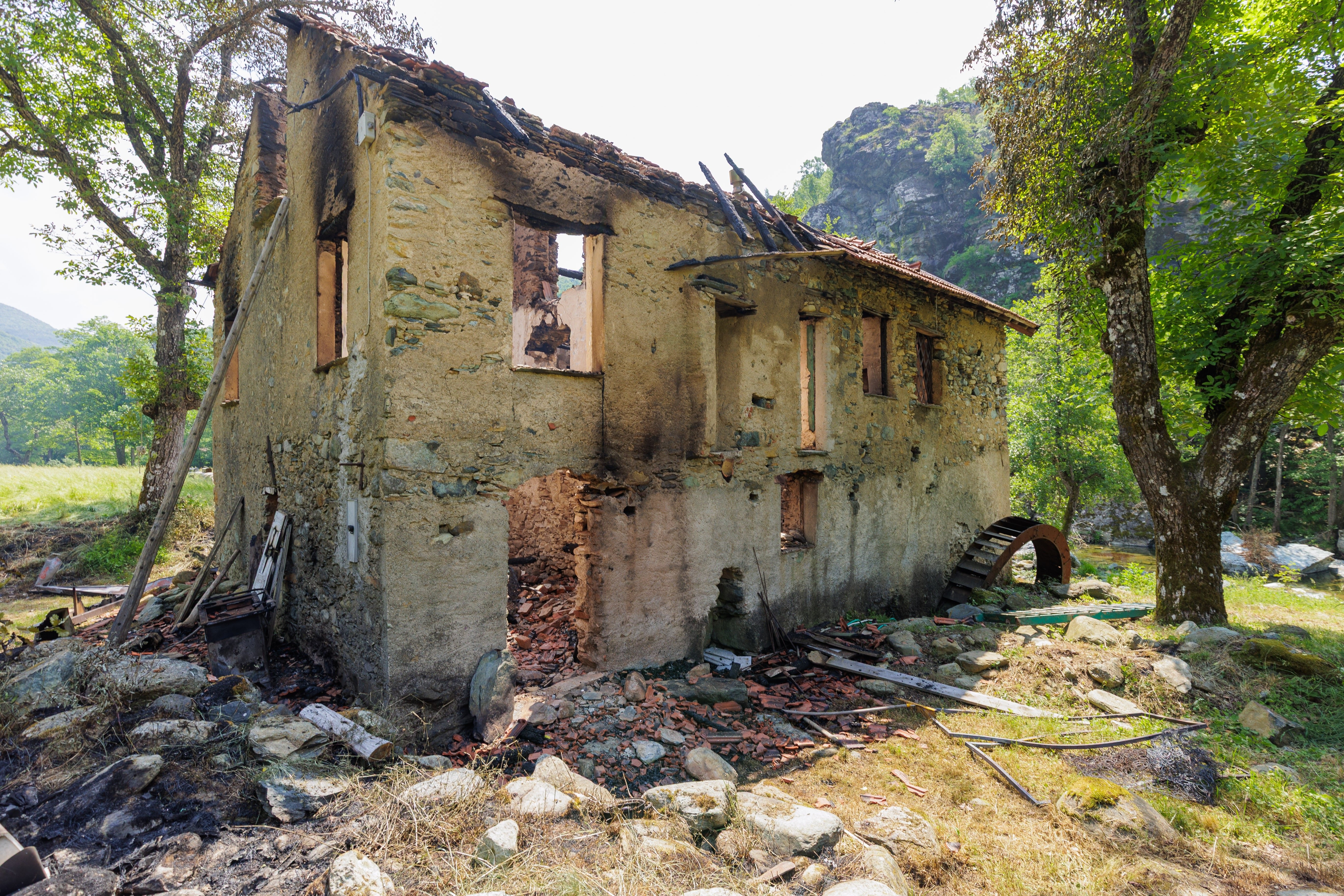 Foto della campagna LET'S SAVE THE MILL ON THE STREAM. Help us save it!, 2 di 7