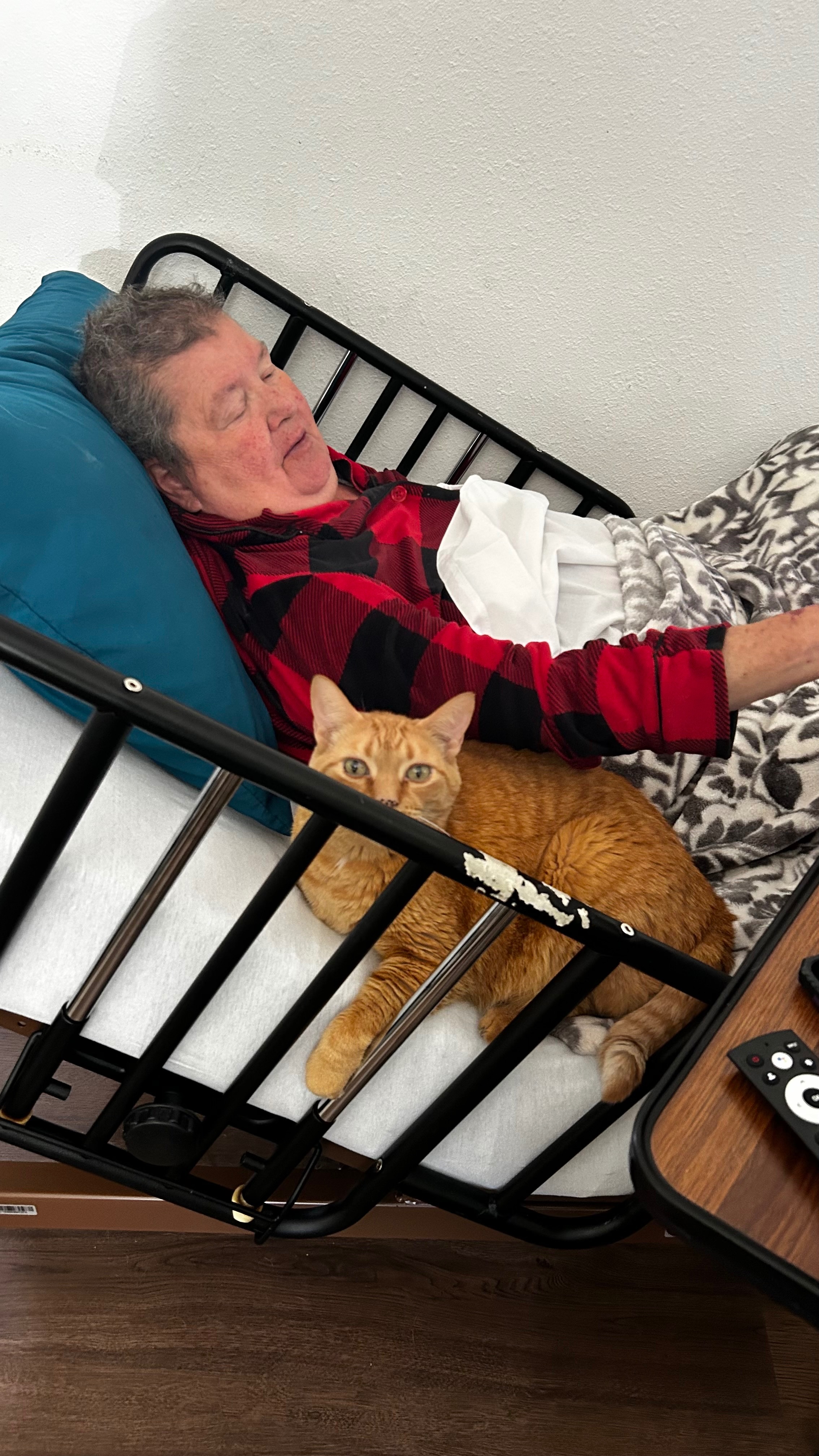 Support for Caregiver During Mom’s End-of-Life campaign photo, 5 of 8