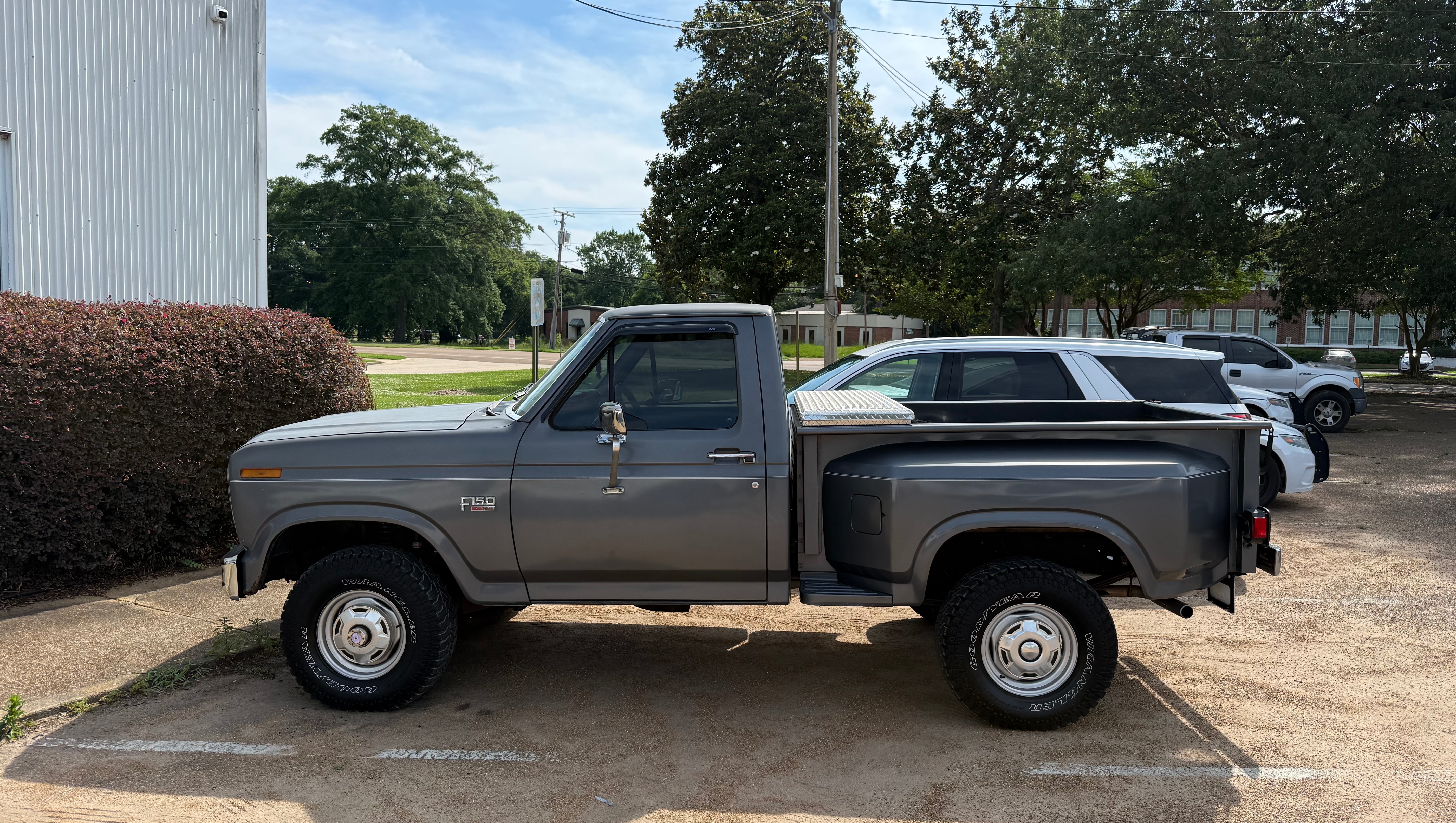 Help Coy Restore His Classic Ford F150 photo