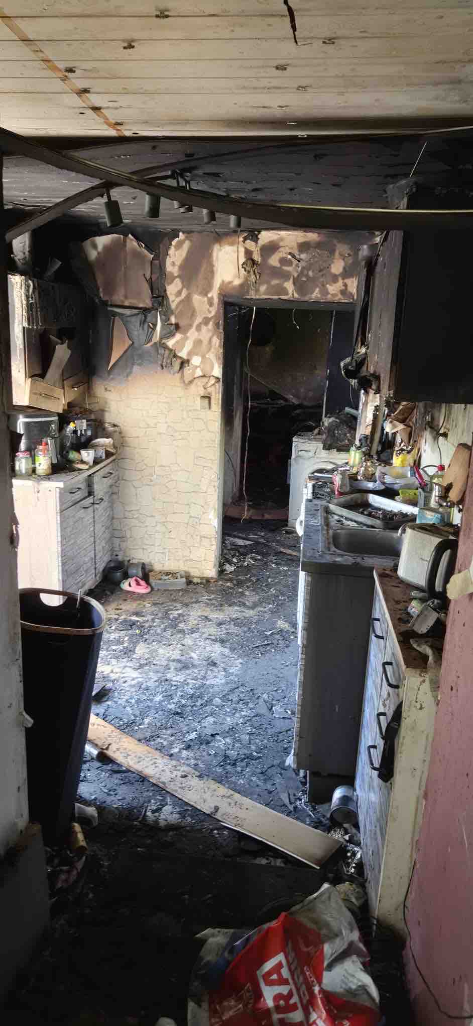 Kampagnen-Foto für Hilfe für junge Familie nach Brand, 2 von 8