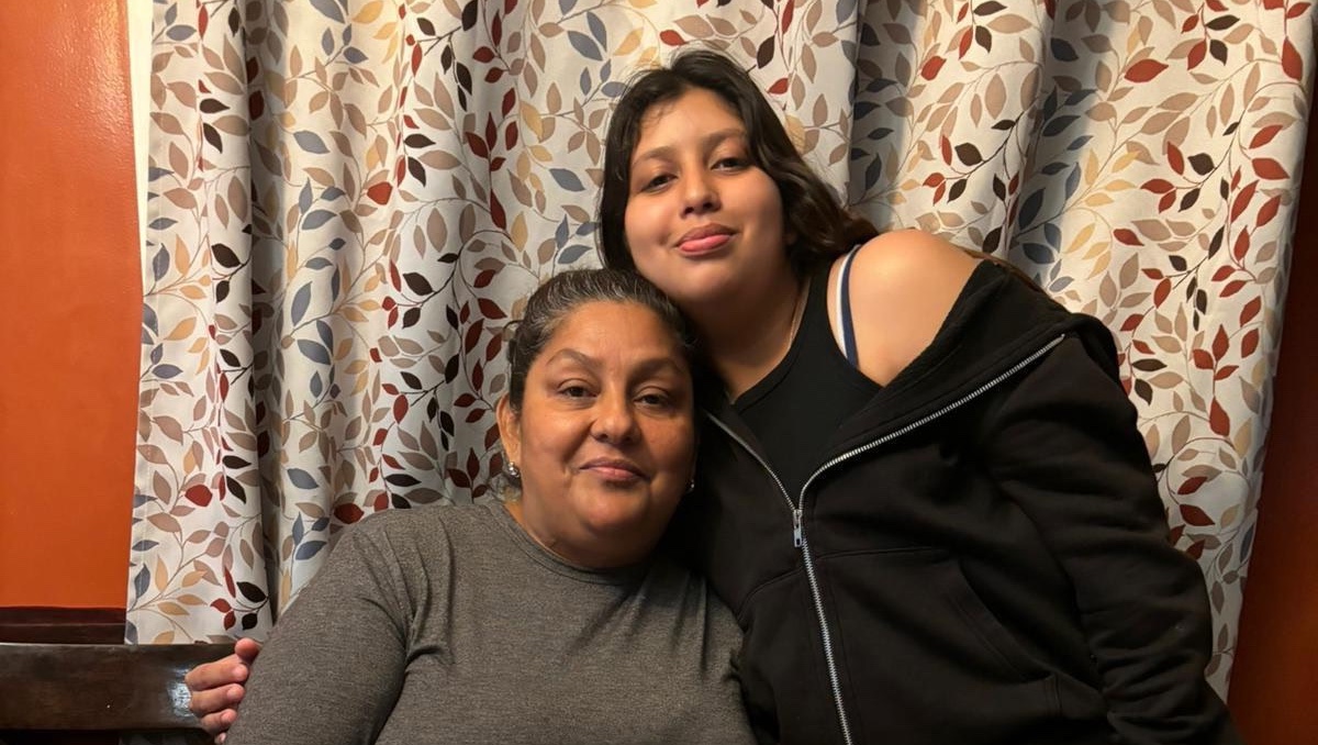 Help Bany & Tia Erica Return Home photo