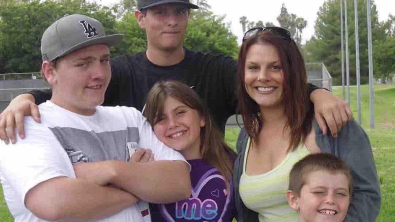 Support Tara’s Memorial photo