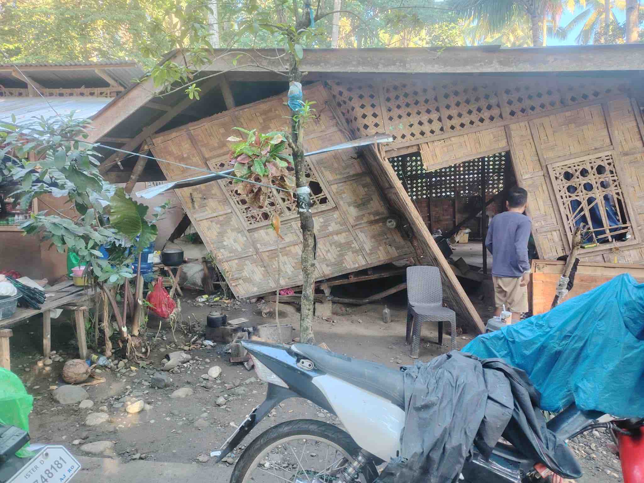 Support families of Philippines 7.8 mag Earthquake campaign photo, 6 of 8