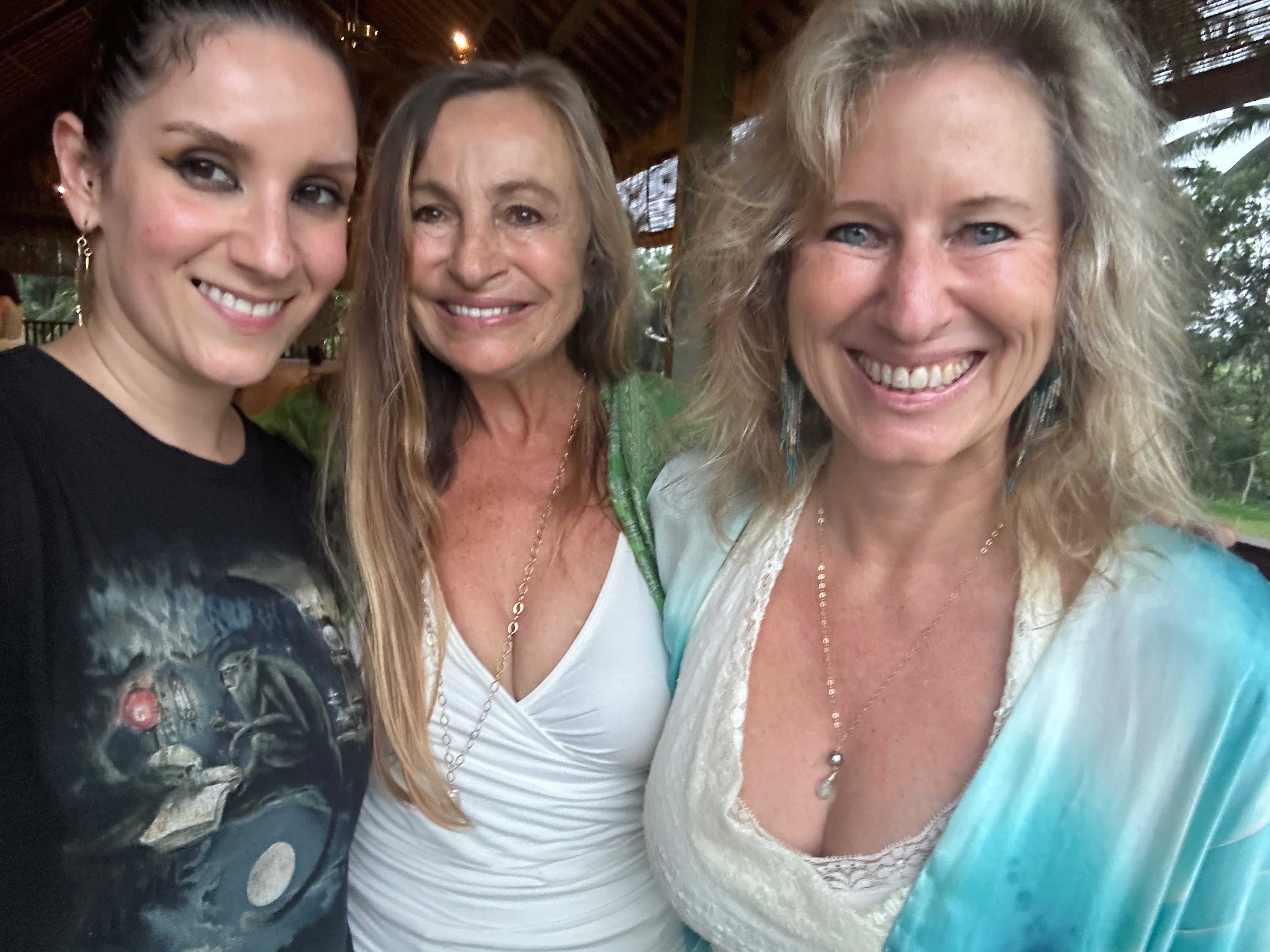 Help Melanie Face Stage IV Cancer With Hope & Care campaign photo, 5 of 8