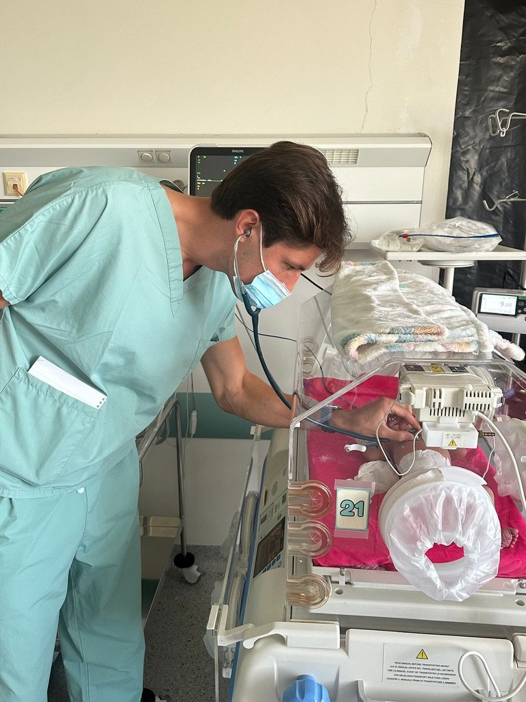 The Smuggle x SAFER - respiratore neonatale per l'Africa campaign photo, 6 of 7
