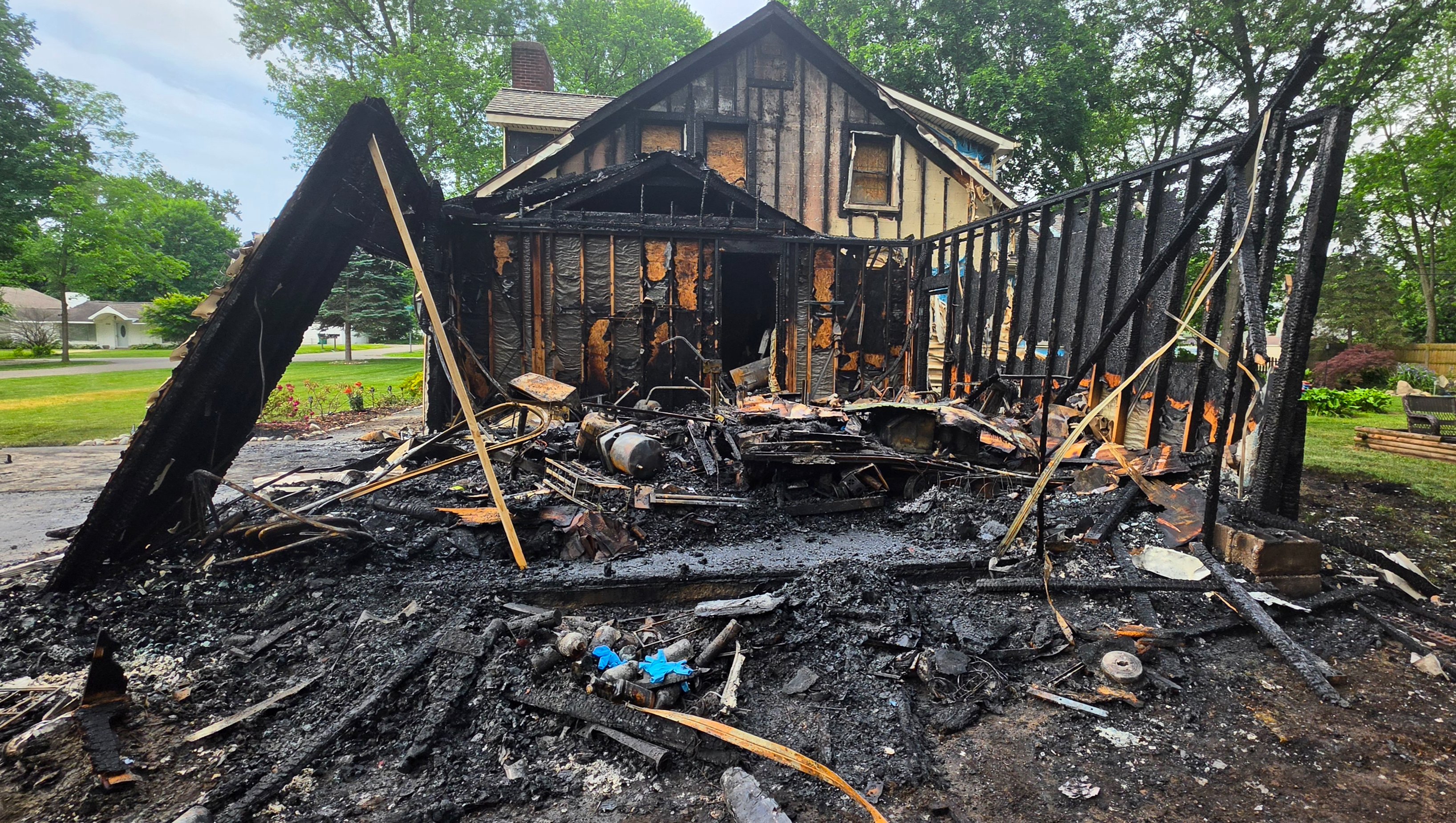 Help Jim & Julie Black Recover from House Fire