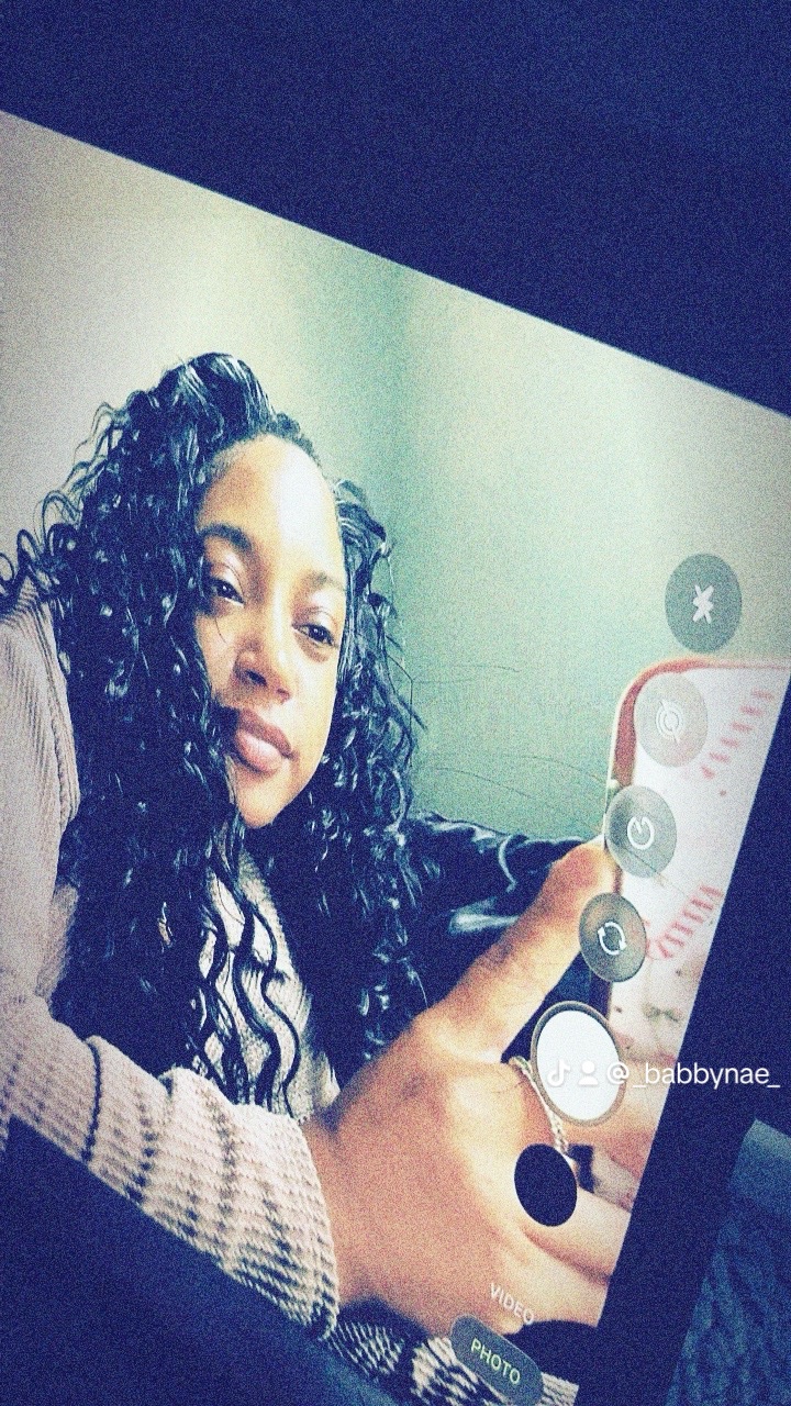 Support Yahnae’s Housing & College Journey campaign photo, 5 of 6