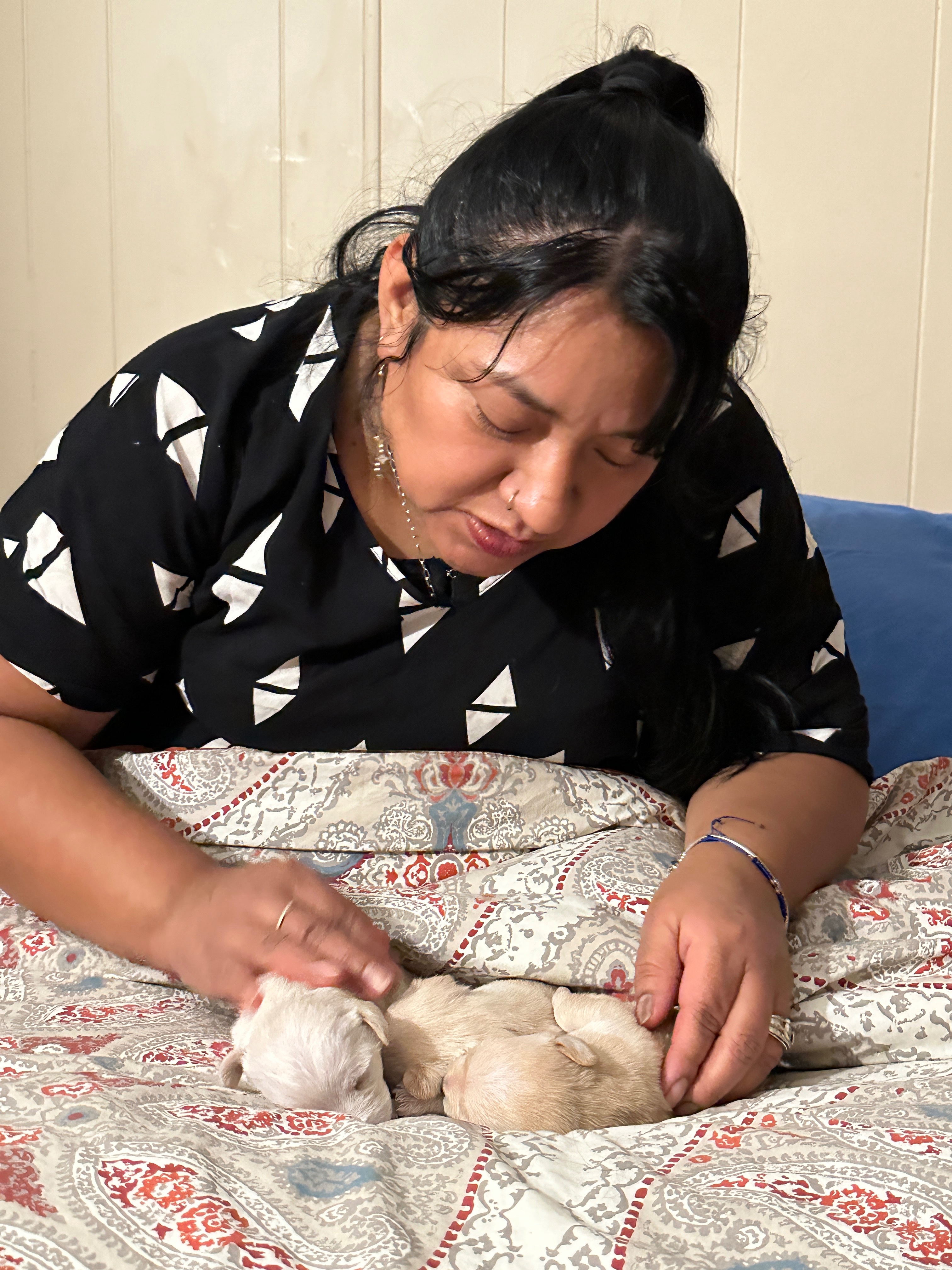 Support Catalina and her family campaign photo, 2 of 8