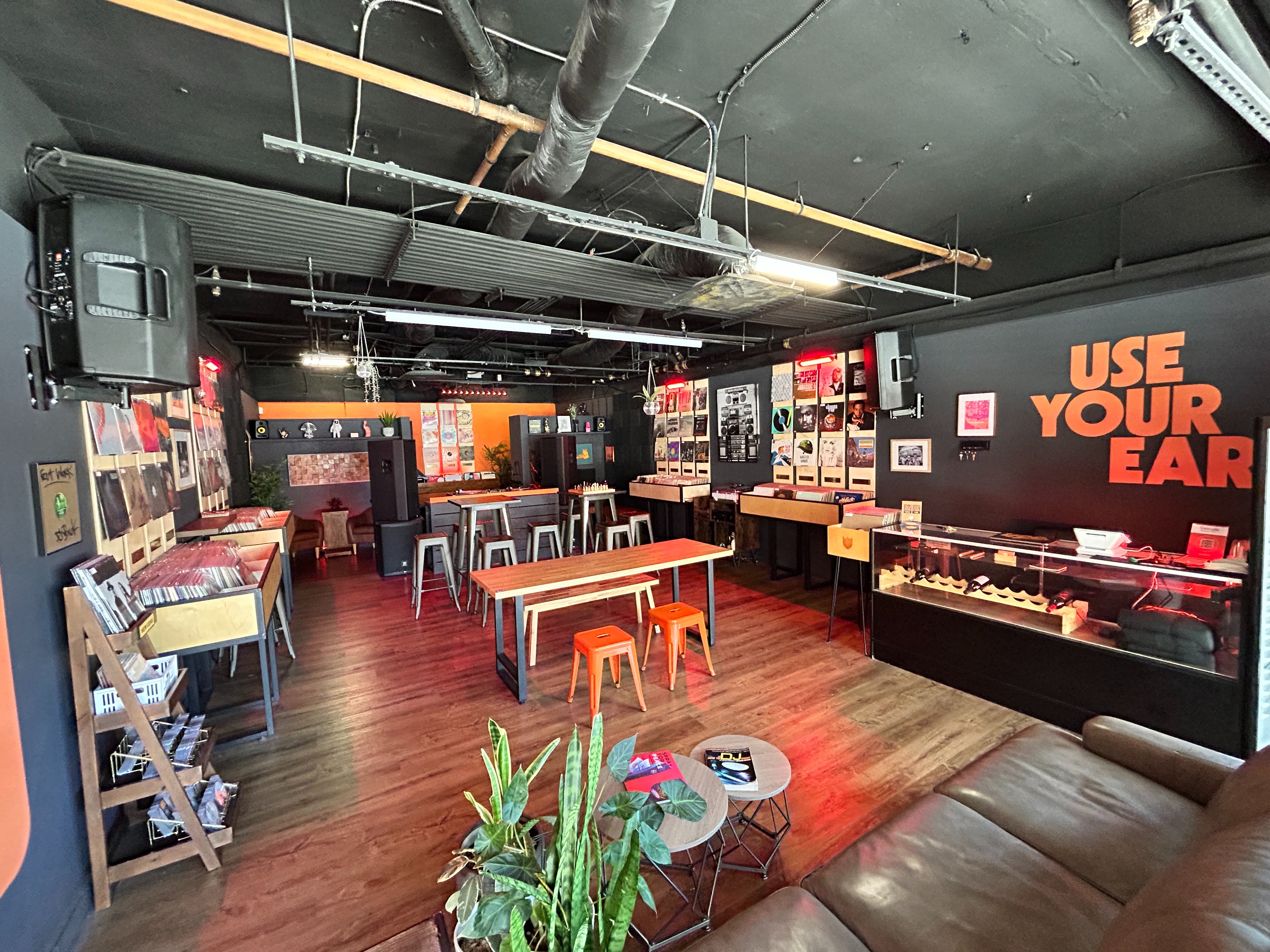 HELP THIS VINYL BAR GET A NEW HOME campaign photo, 2 of 8