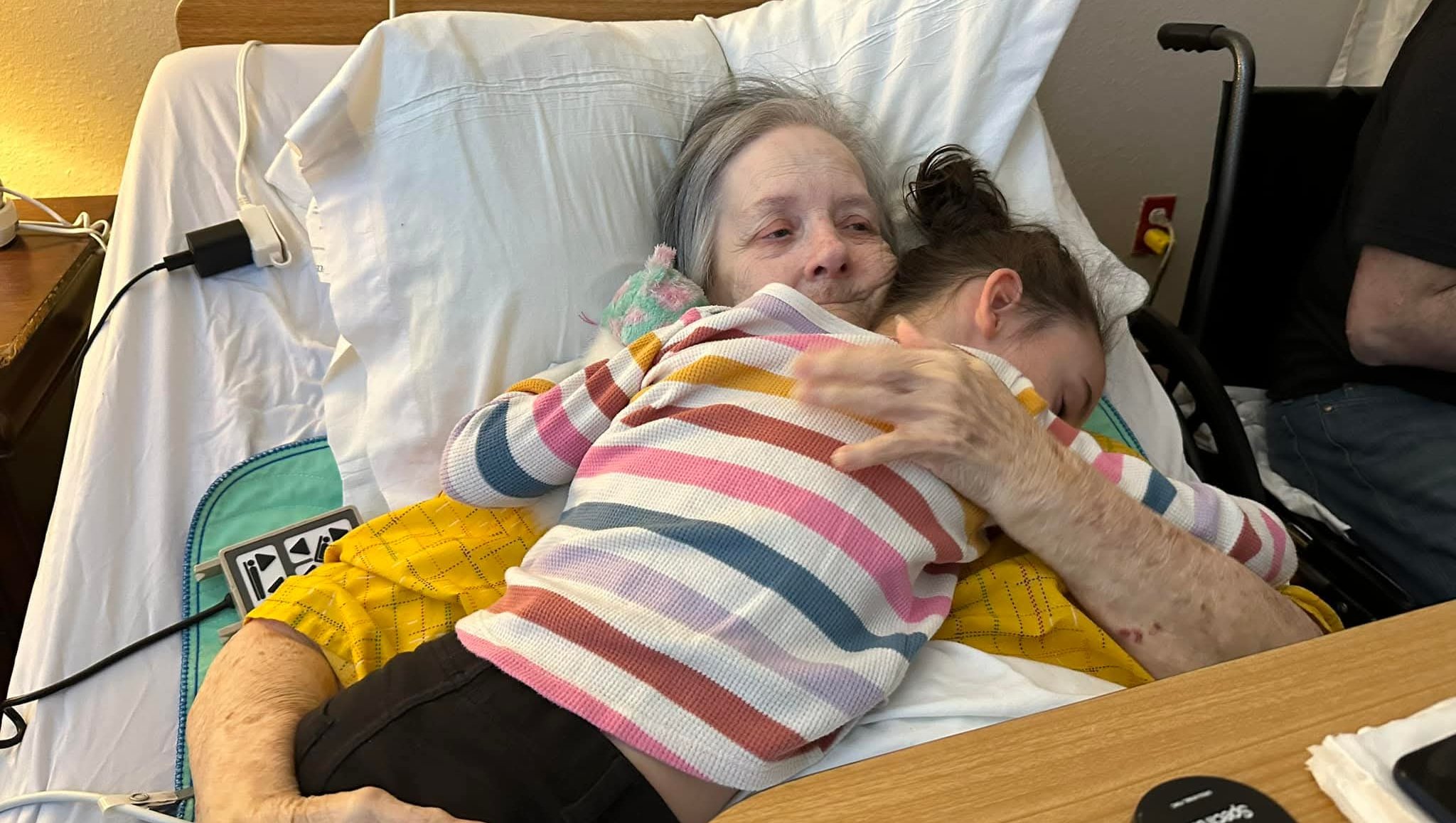 Help Kimberly’s Family Rebuild After Hospice photo