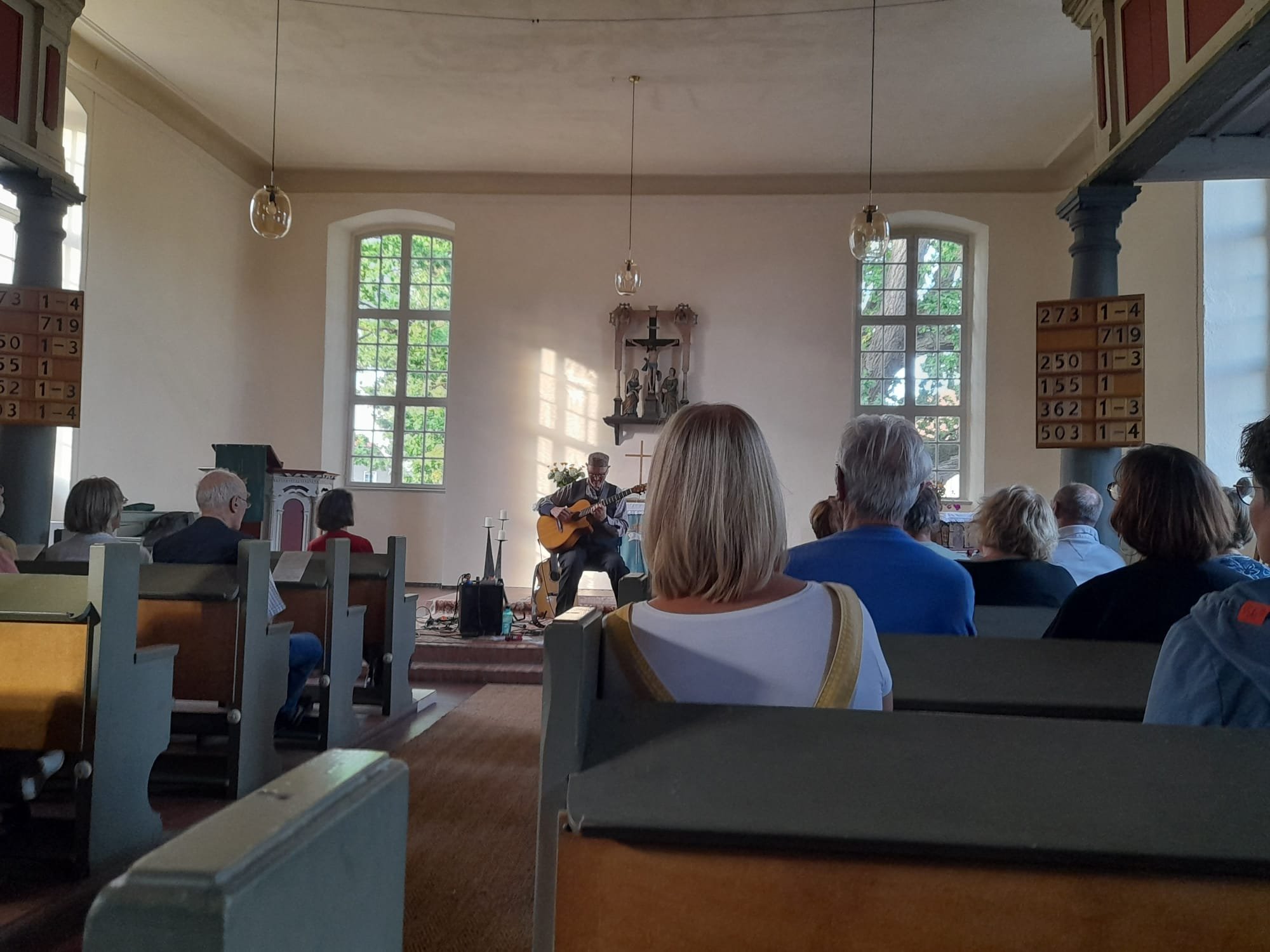 Kampagnen-Foto für Musiker Helm kann kaum noch essen und trinken - helft!, 7 von 8
