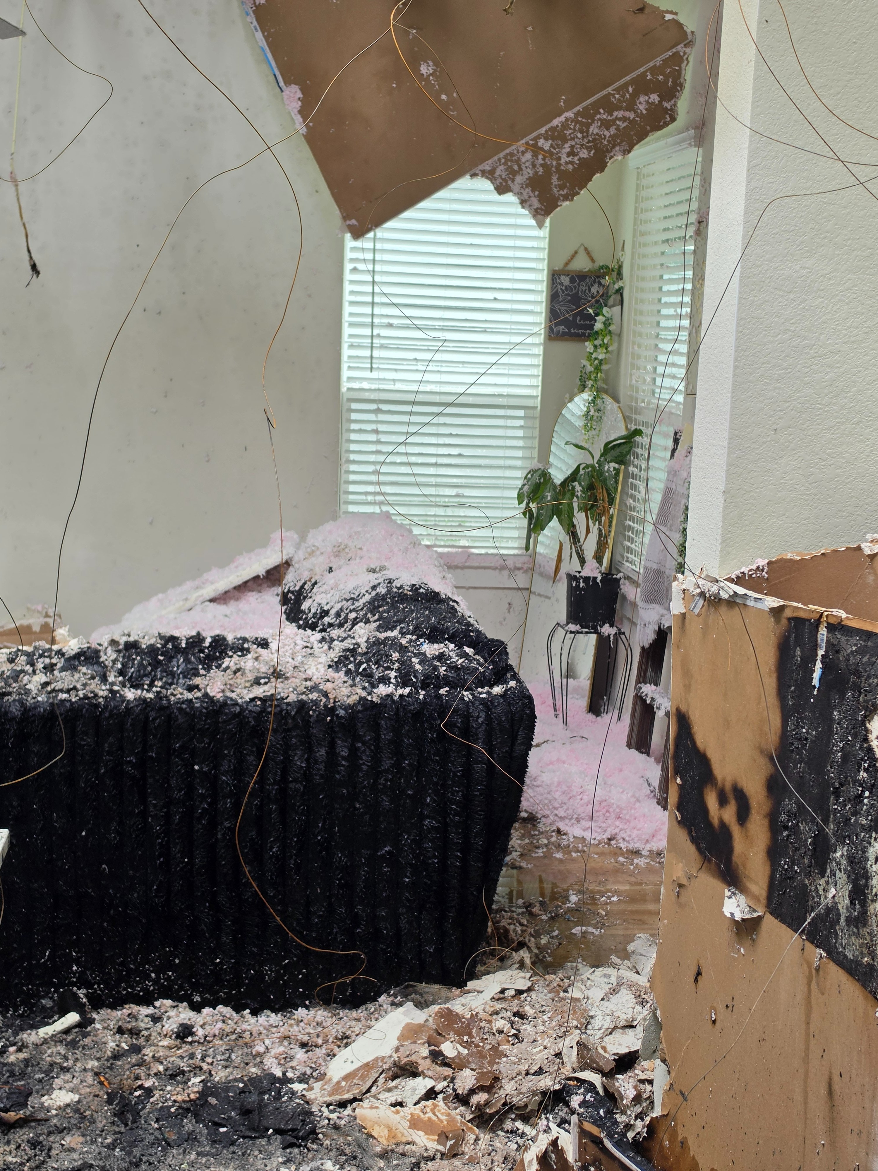 Fundraiser by Kevin Auldridge : Help Our Family Recover After House Fire