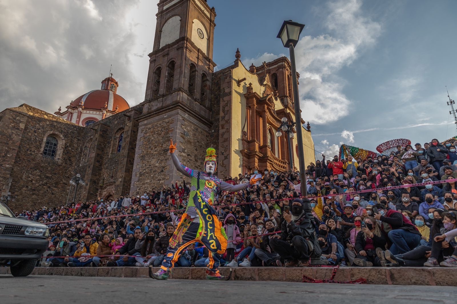 AYUDANOS A REALIZAR EL FESTIVAL CLOWN COSMOS campaign photo, 7 of 8