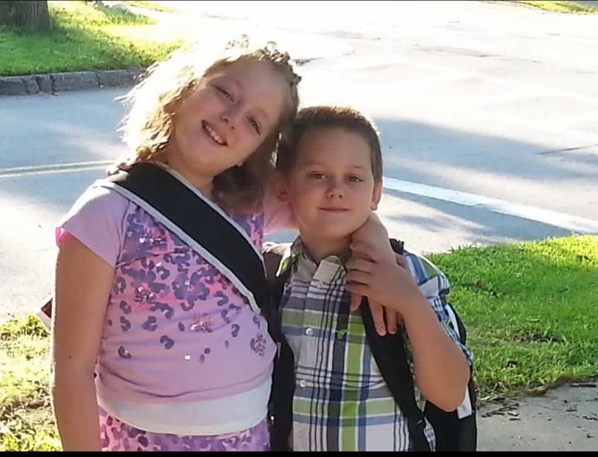 Support Kelsey, Sabrina, and their family during their loss campaign photo, 4 of 8