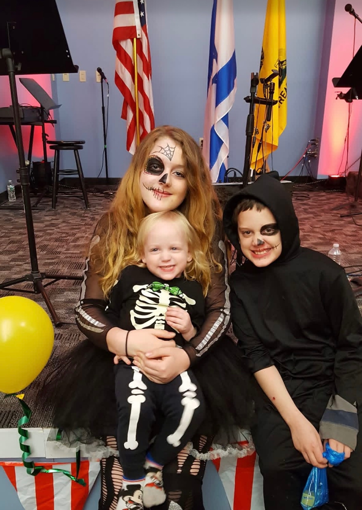 Support Kelsey, Sabrina, and their family during their loss campaign photo, 6 of 8