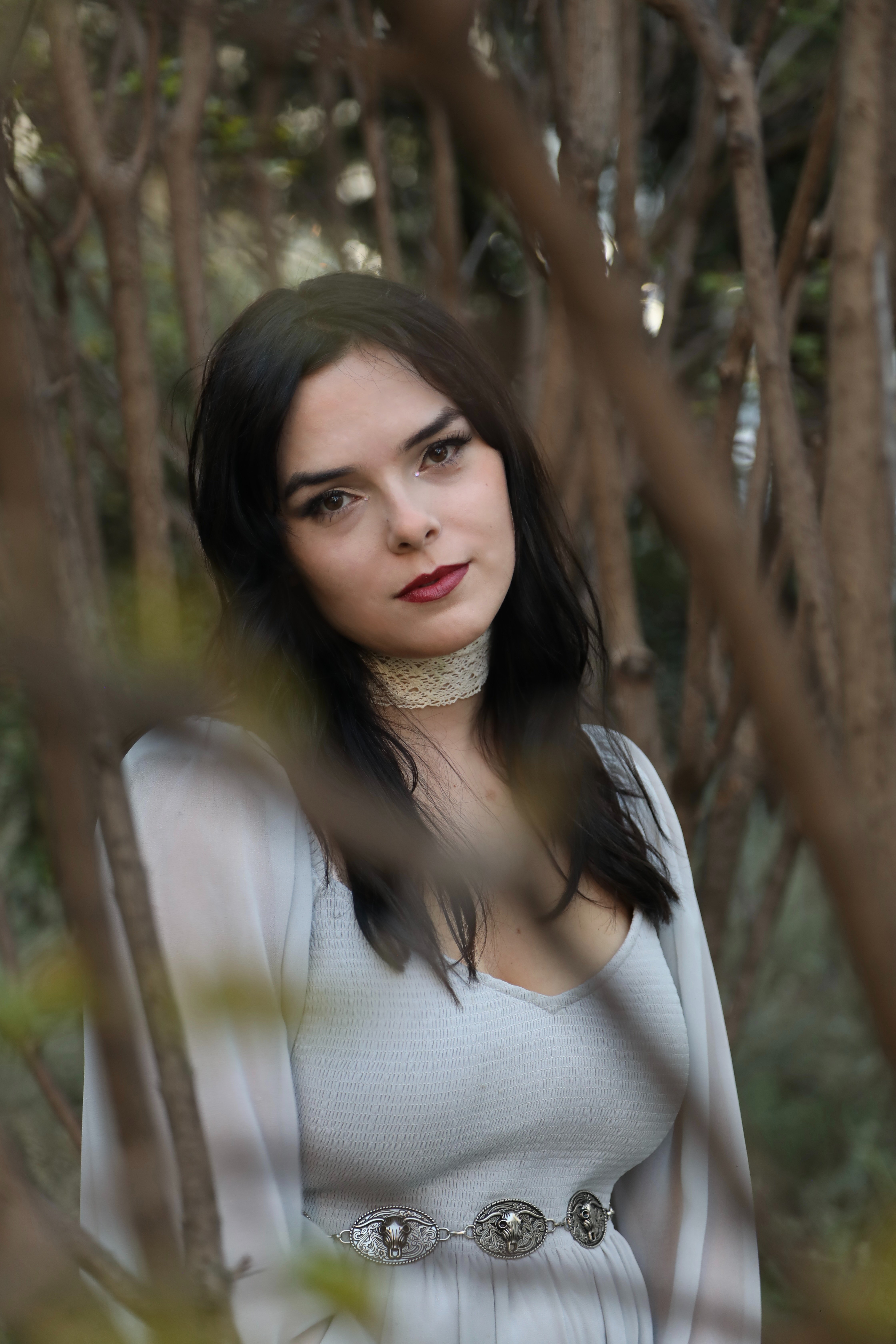 Eleanor Hammond - The Queen of Big Emotions - Debut Album campaign photo, 4 of 6
