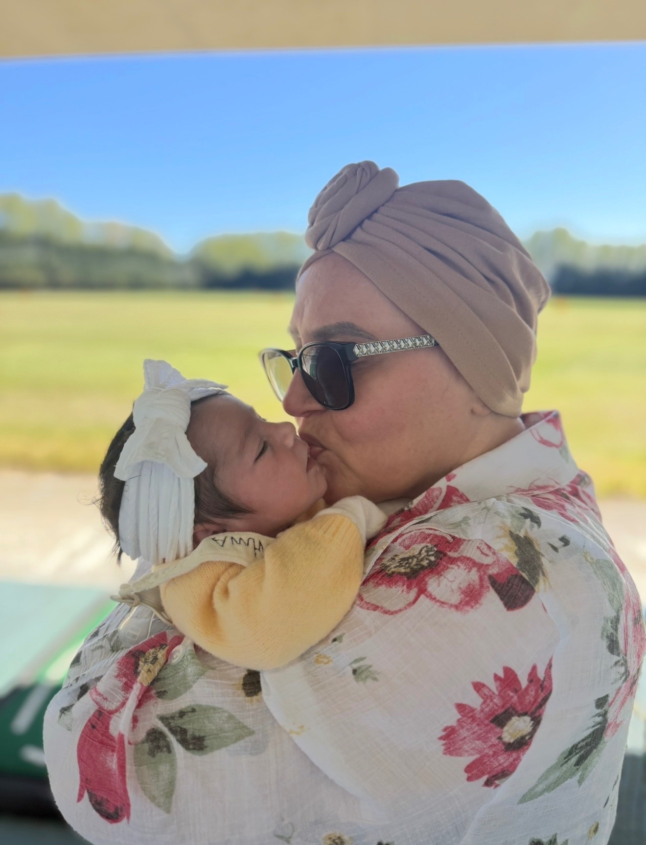 Help Laura Access the Cancer Treatment She Desperately Needs campaign photo, 7 of 8