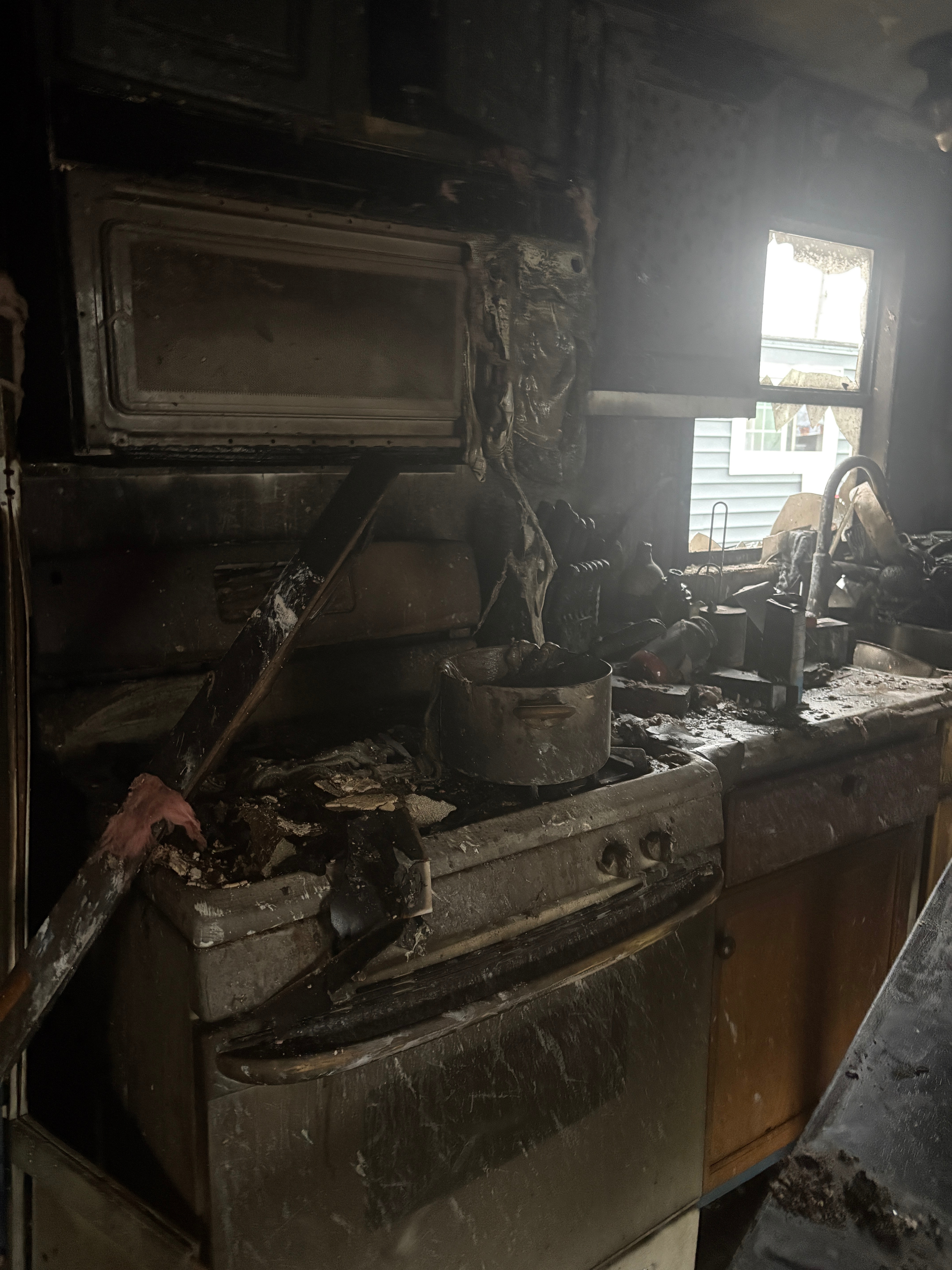 Emergency Relief for a Family of Five After Devastating Fire campaign photo, 4 of 6