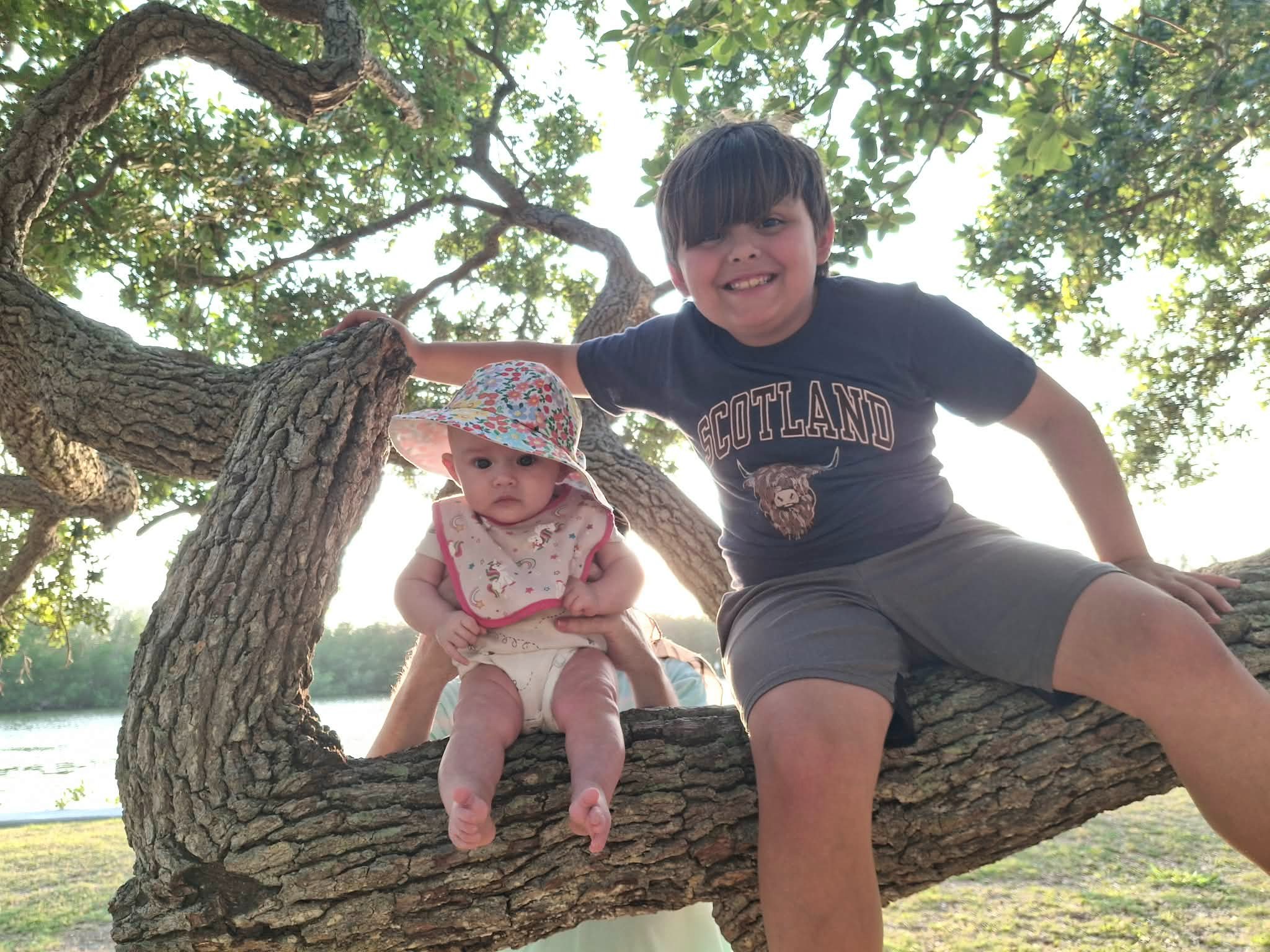 Help Donna’s Family with Diapers and School Needs campaign photo, 2 of 8