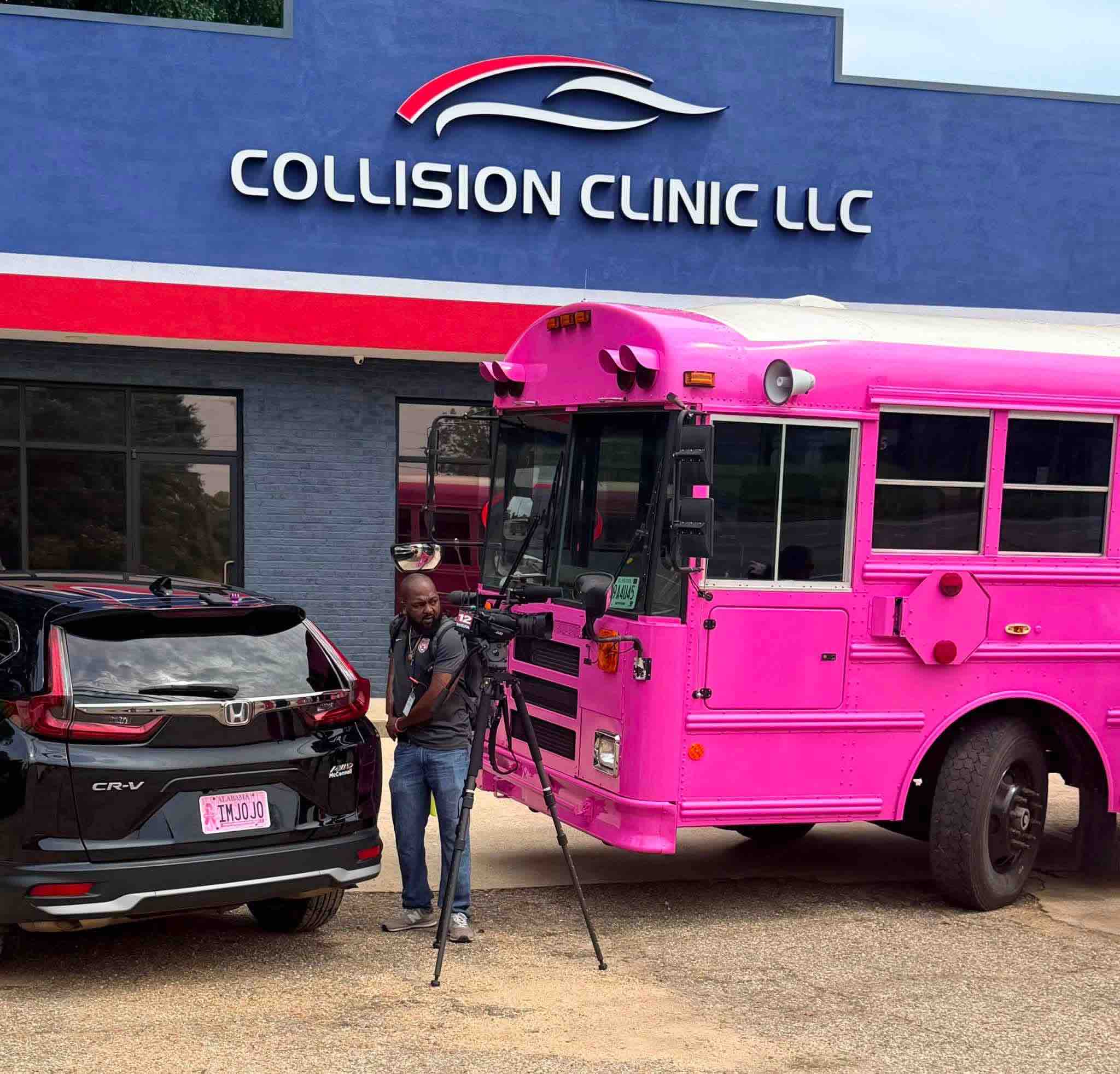 Where’s Jo Jo? — The Pink Bus Journey campaign photo, 4 of 13