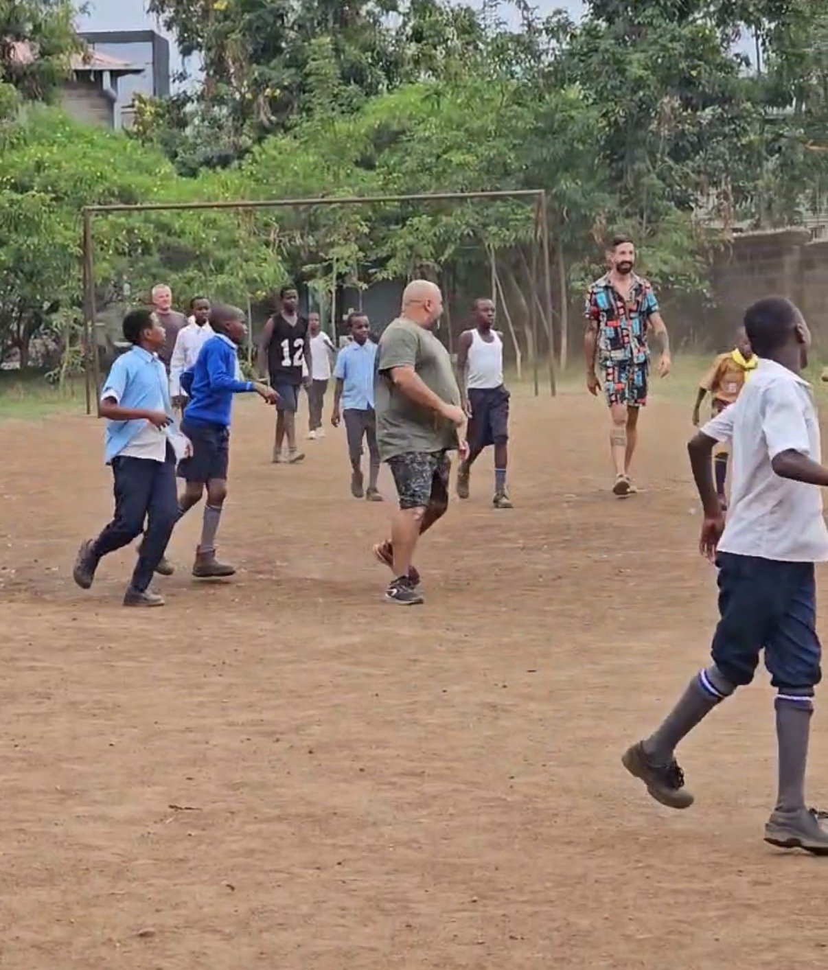 Una nuova cucina e un nuovo campo da calcio in KENYA campaign photo, 7 of 8