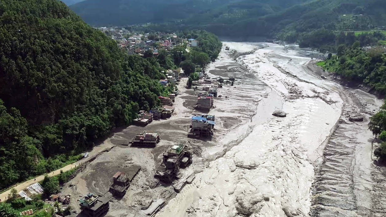 Support the people of Nepal after the devastating floods campaign photo, 5 of 6
