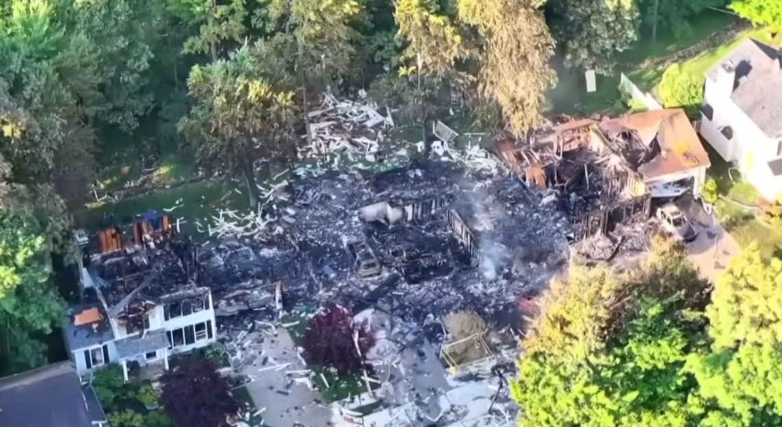 Help Denise Rebuild After House Explosion campaign photo, 4 of 7