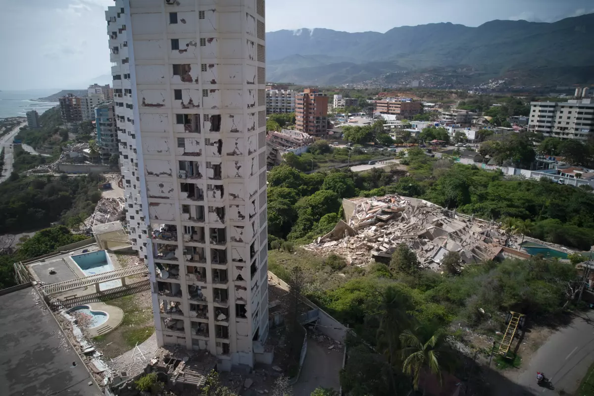 Help Andrea and My Family Rebuild After Venezuela Earthquake campaign photo, 7 of 8
