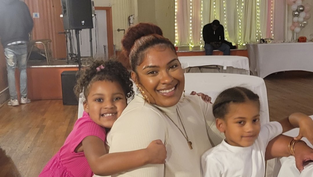 Fundraiser by Nia David : Help a Single Mom Save Her Family Car