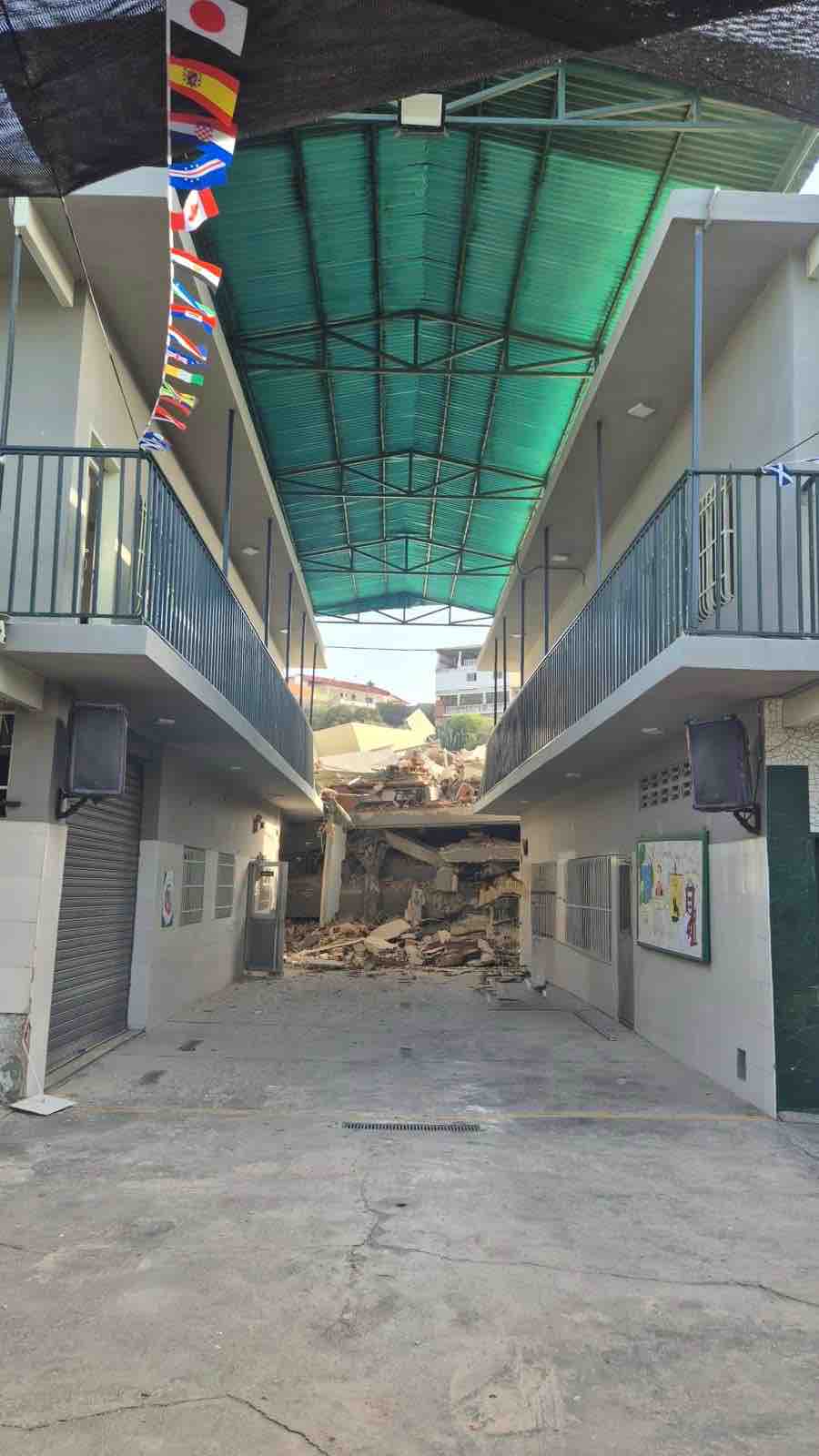 Devolver Esperanza:Reconstruccion Colegio San Jose campaign photo, 2 of 13